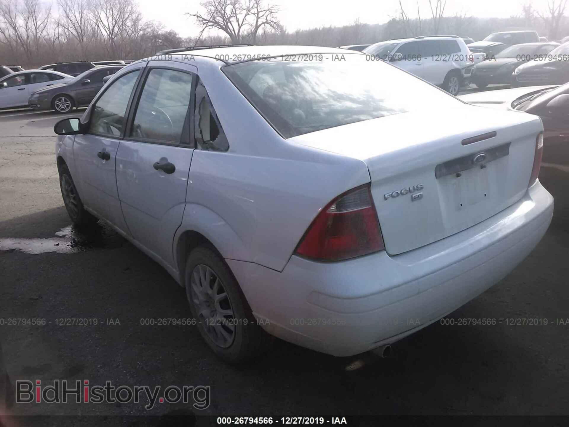 2007 FORD FOCUS - VIN: 1FAFP34N27W155403 - Фото 3