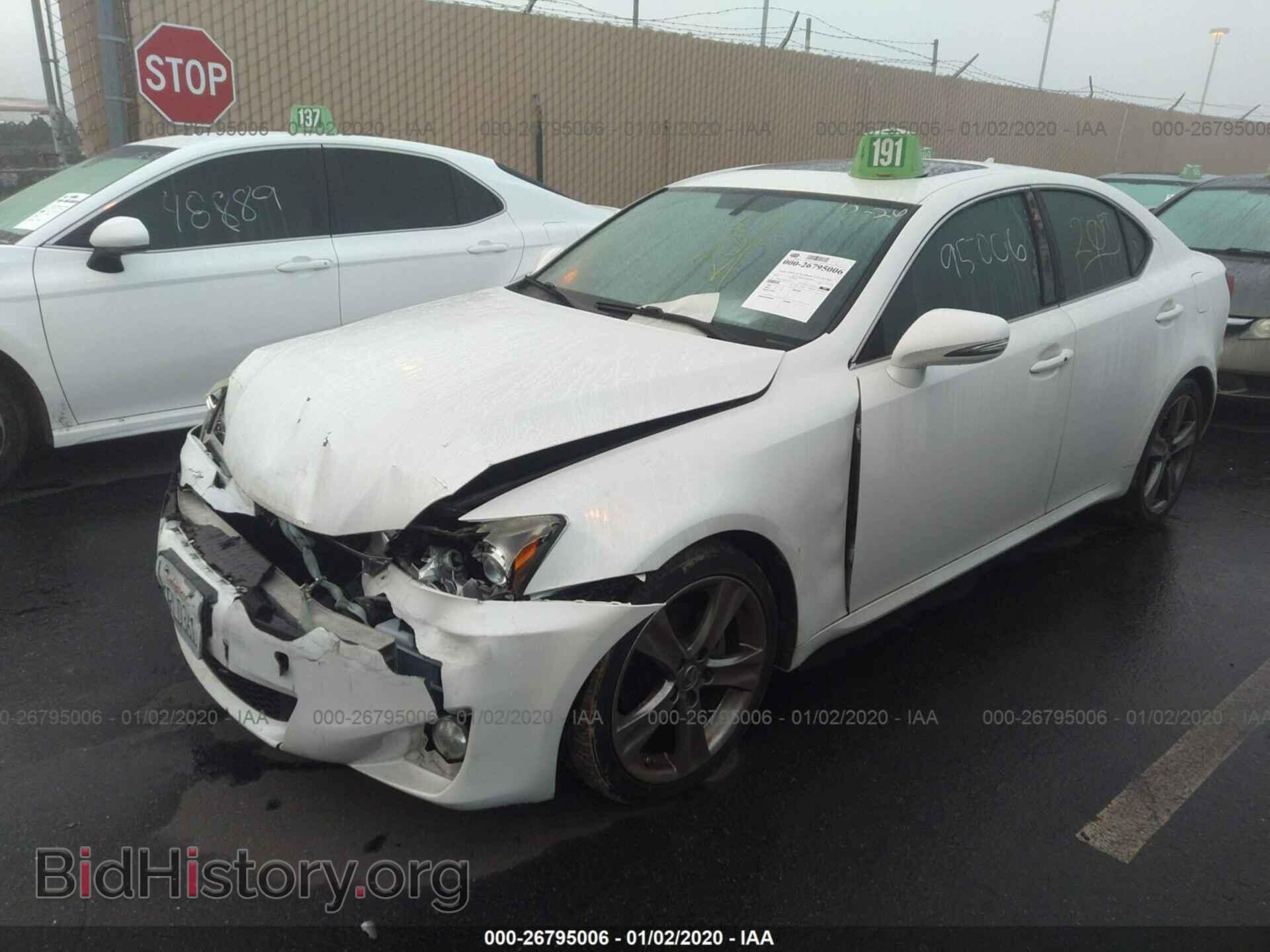 2011 LEXUS IS - VIN: JTHBF5C2XB5147495 - Фото 2