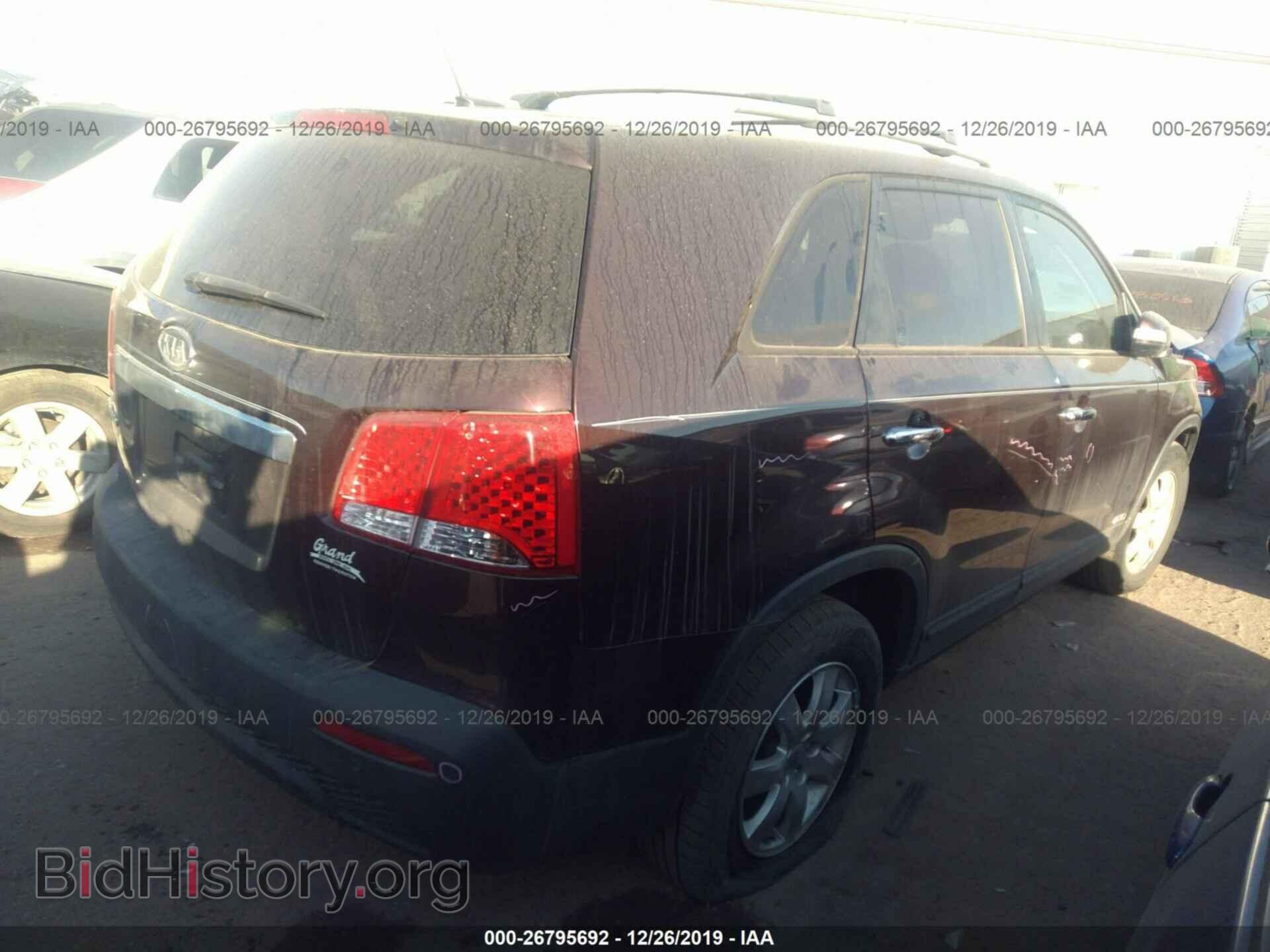 2012 KIA SORENTO - VIN: 5XYKTDA66CG219909 - Фото 4