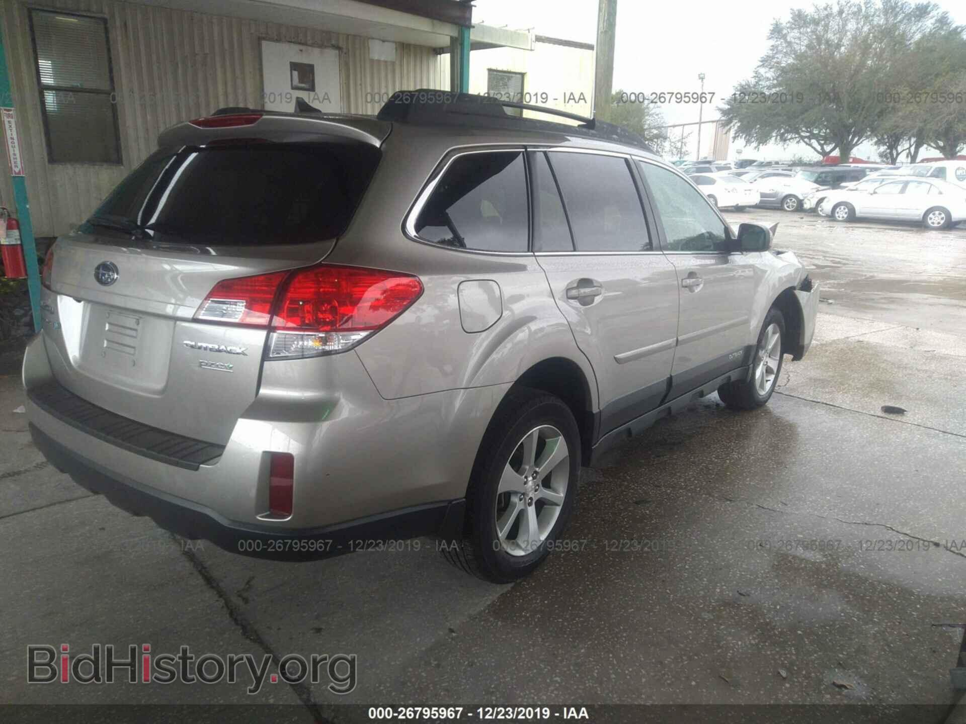 2014 Subaru Outback - VIN: 4S4BRBLC3E3221772 - Фото 4