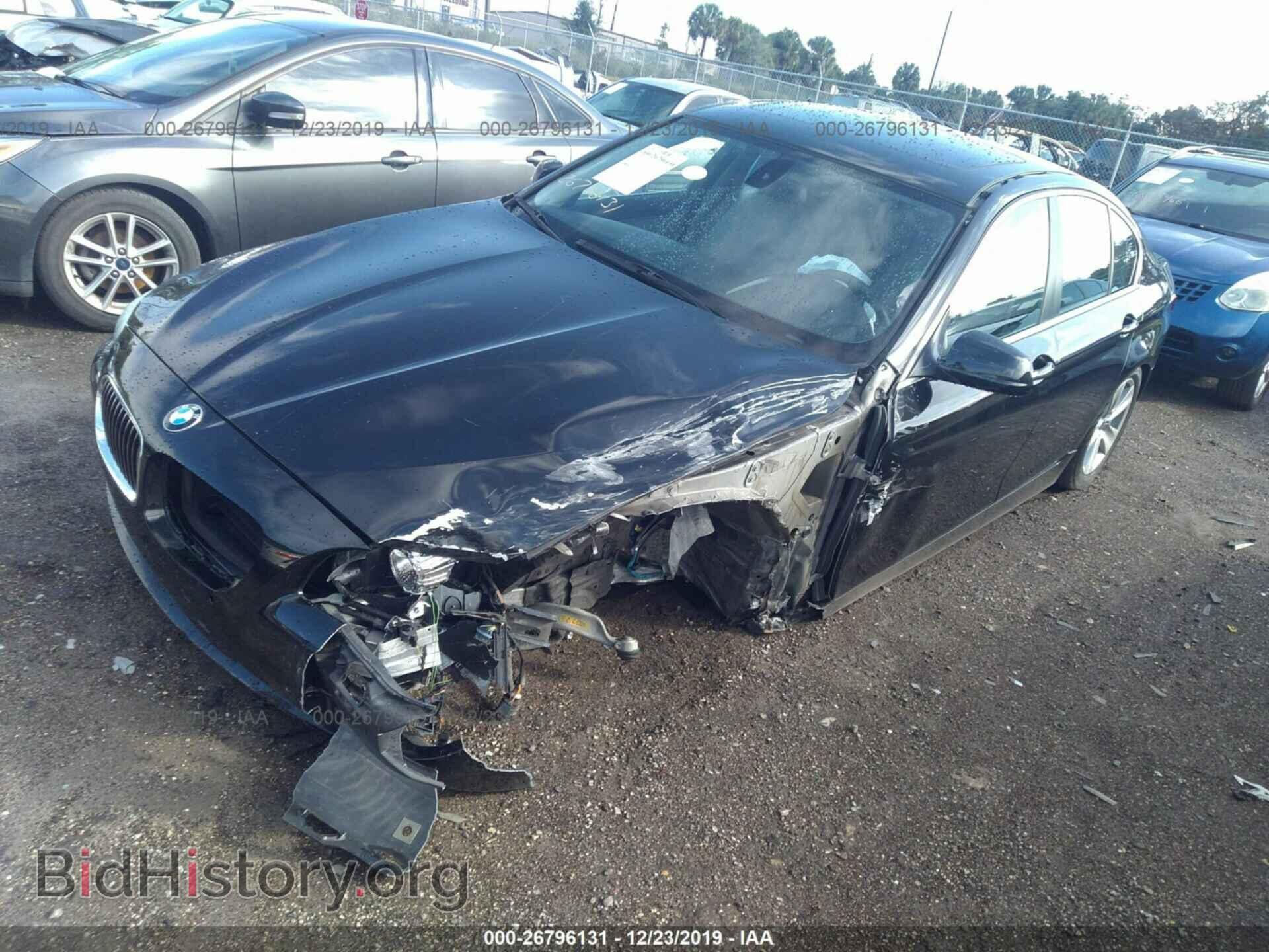 2011 BMW 528 - VIN: WBAFR1C50BC750736 - Photo 2