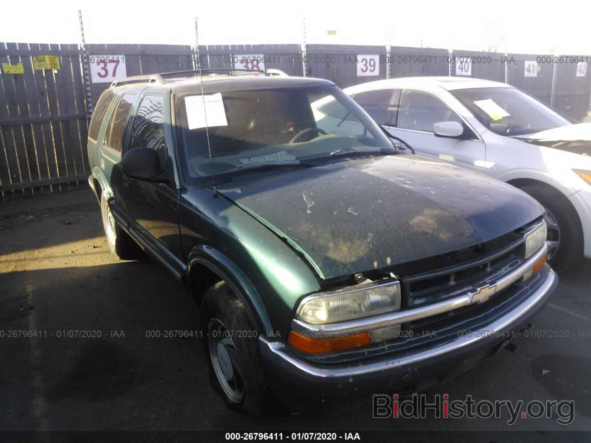 Photo 1GNDT13W1W2106668 - CHEVROLET BLAZER 1998