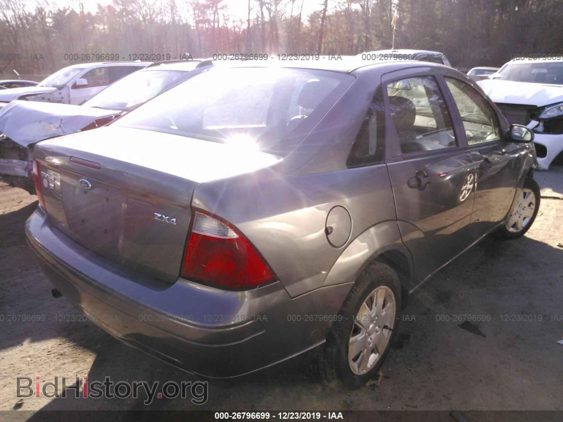 2006 FORD FOCUS - VIN: 1FAFP34N06W148643 - Фото 4