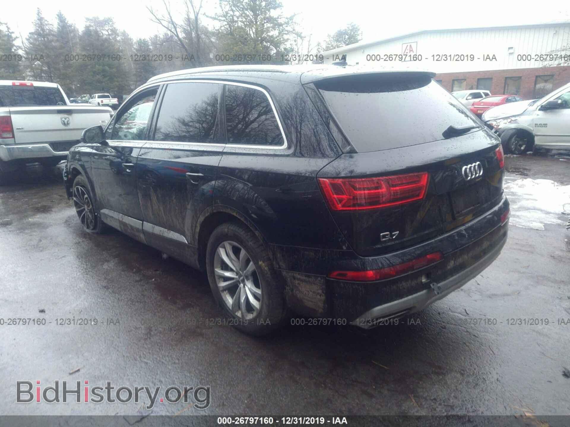 2017 Audi Q7 - VIN: WA1LHAF76HD038993 - Фото 3