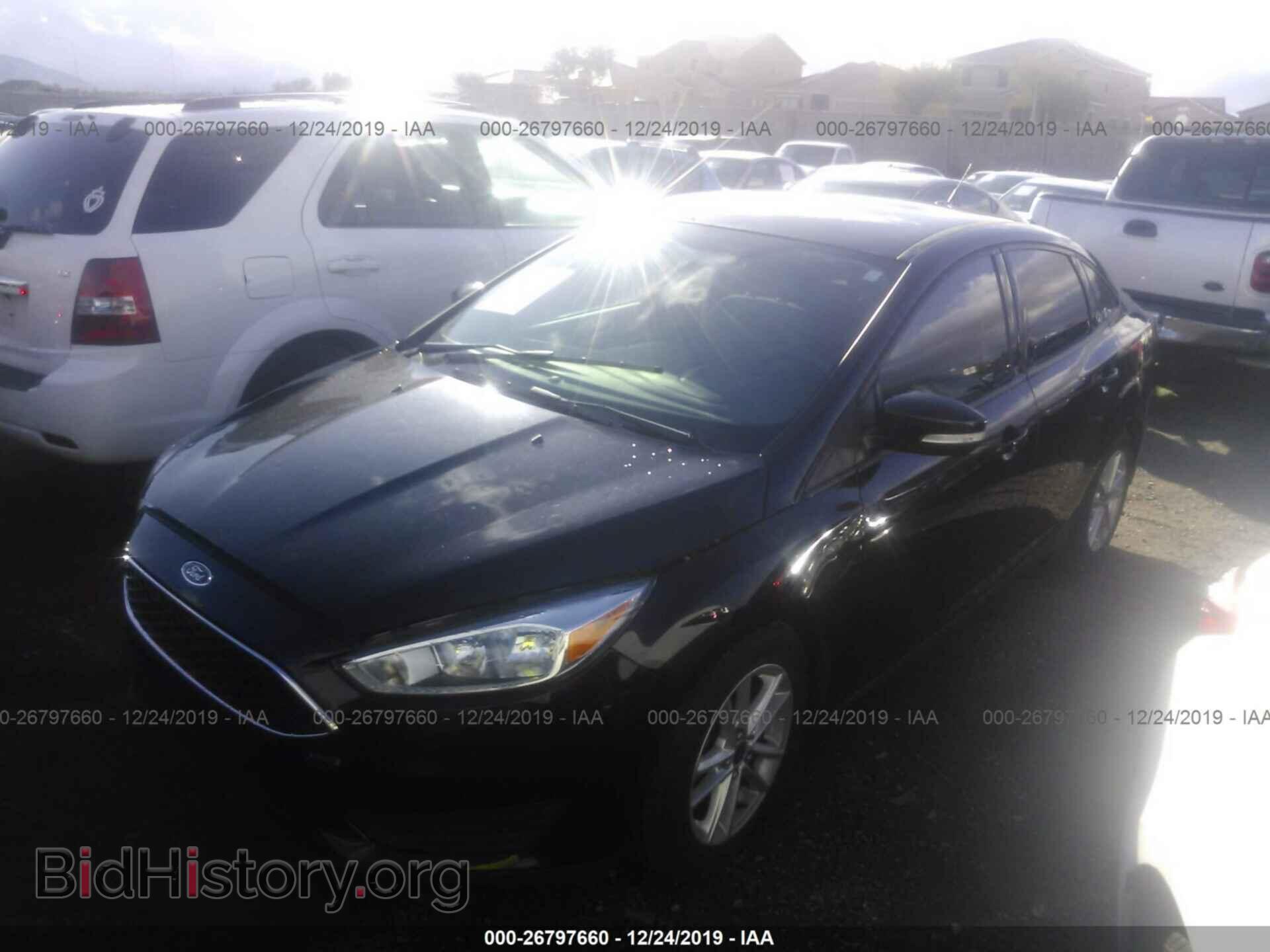 2016 FORD FOCUS - VIN: 1FADP3FE6GL225670 - Фото 2