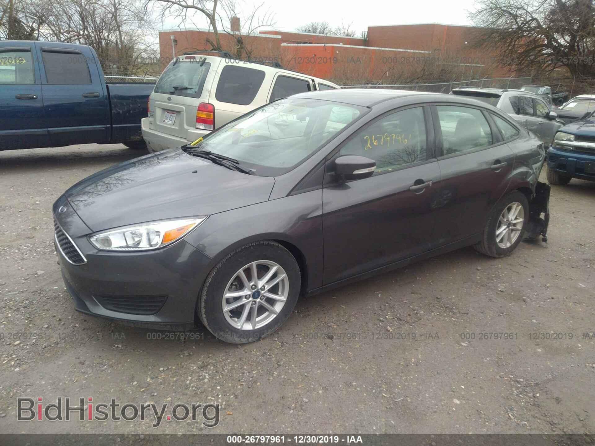 2016 FORD FOCUS - VIN: 1FADP3F2XGL403800 - Фото 2