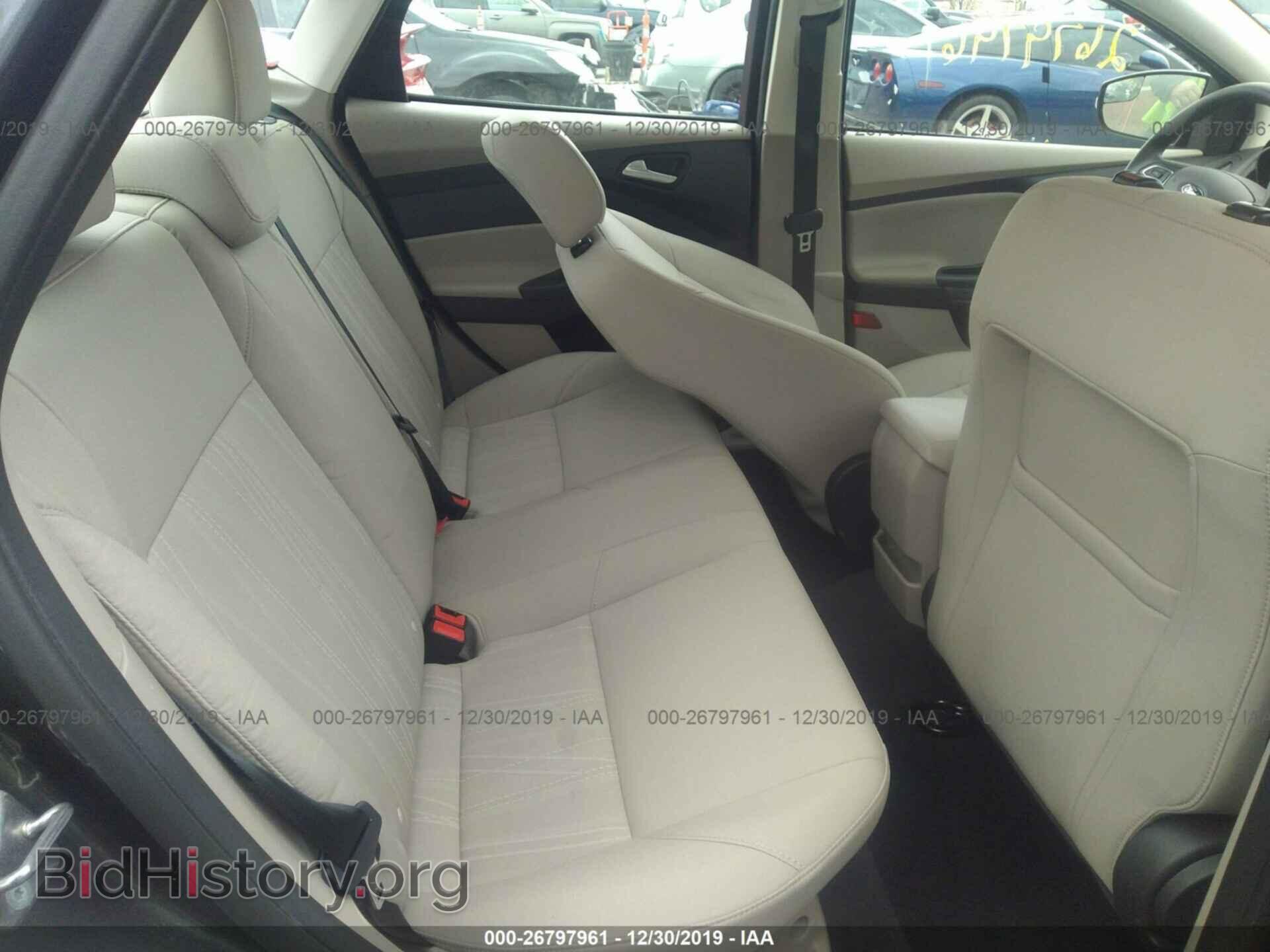 2016 FORD FOCUS - VIN: 1FADP3F2XGL403800 - Фото 8