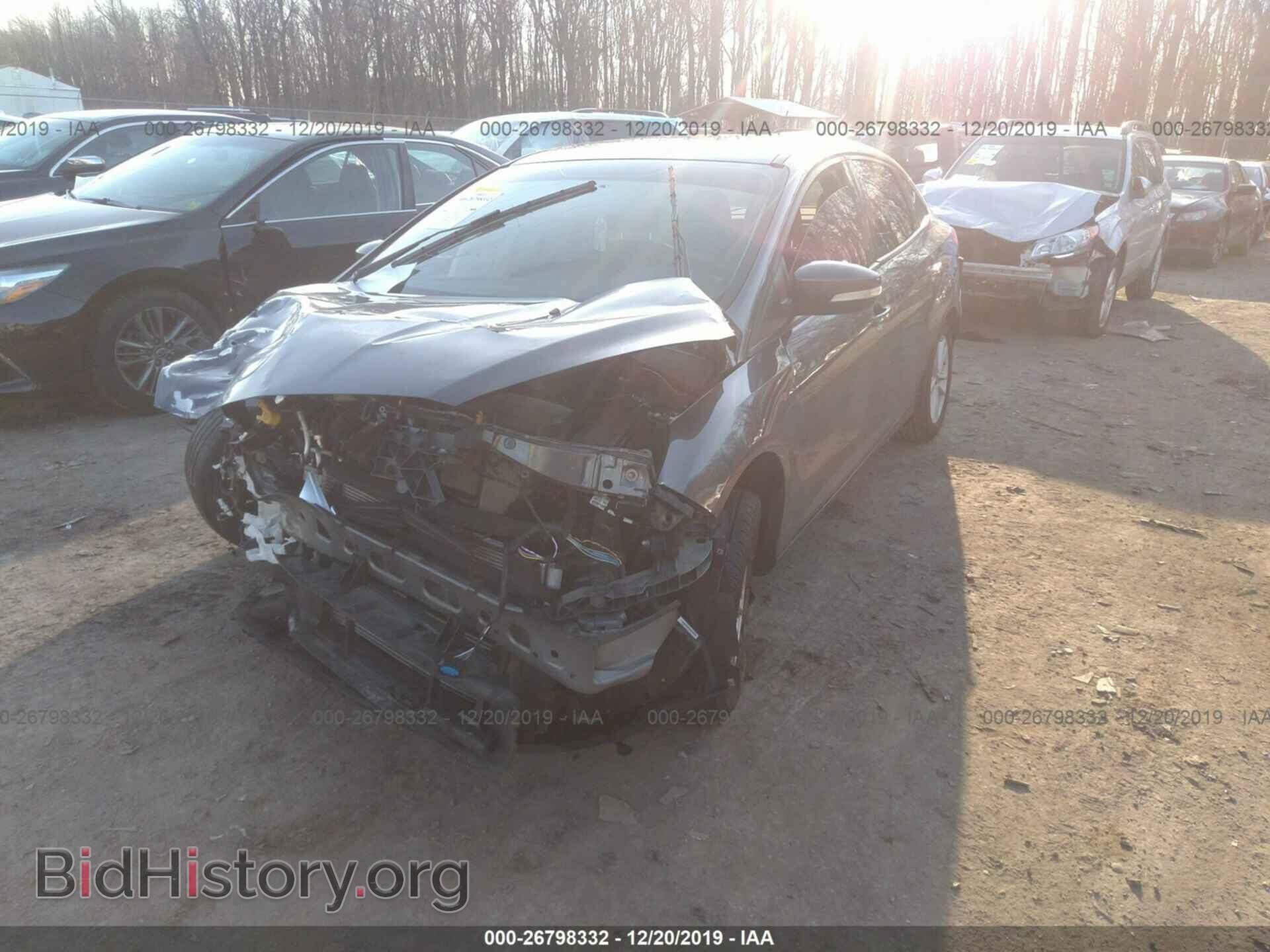 2017 FORD FOCUS - VIN: 1FADP3F2XHL242415 - Photo 2