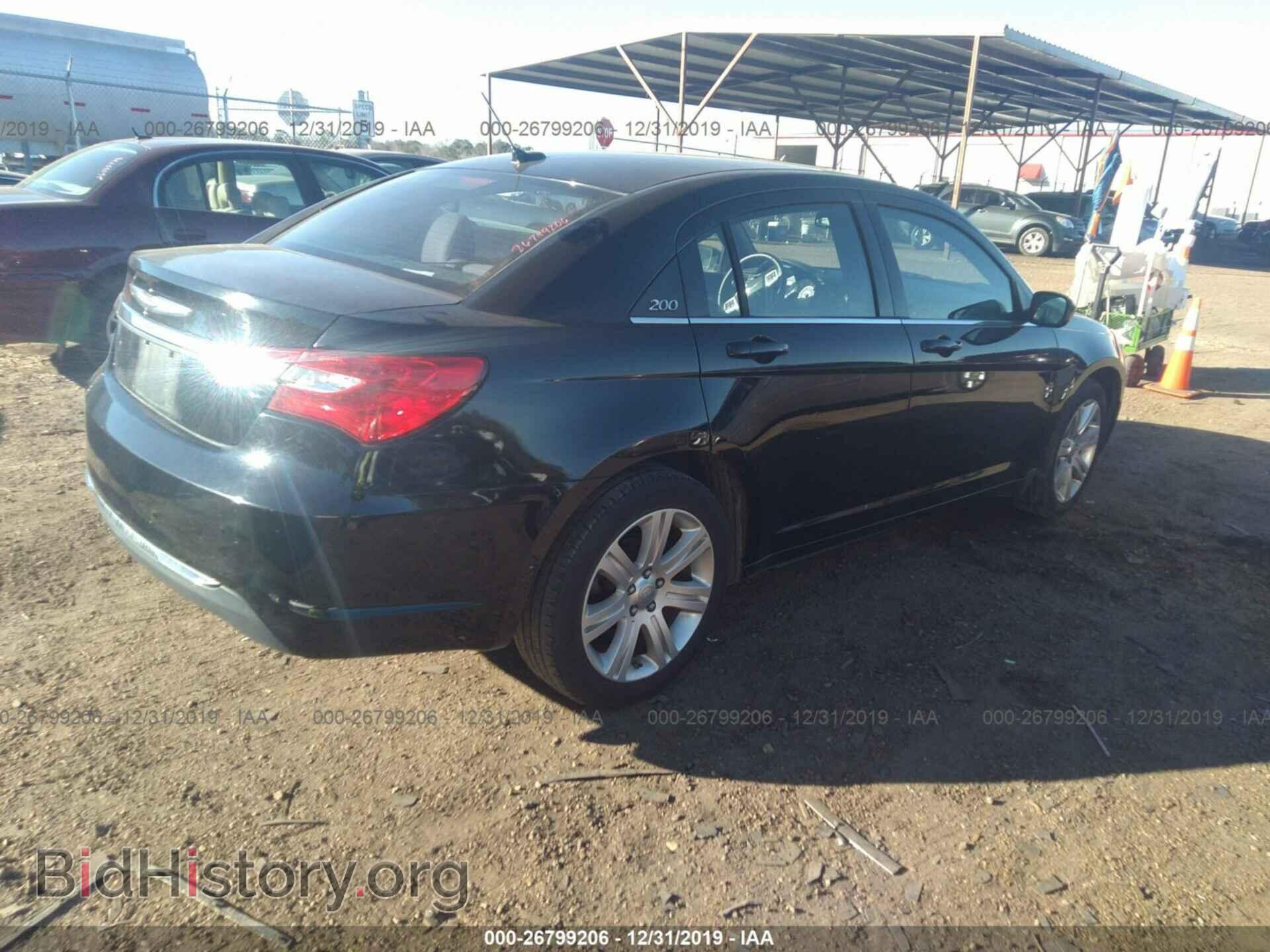2012 CHRYSLER 200 - VIN: 1C3CCBBB0CN331025 - Photo 4