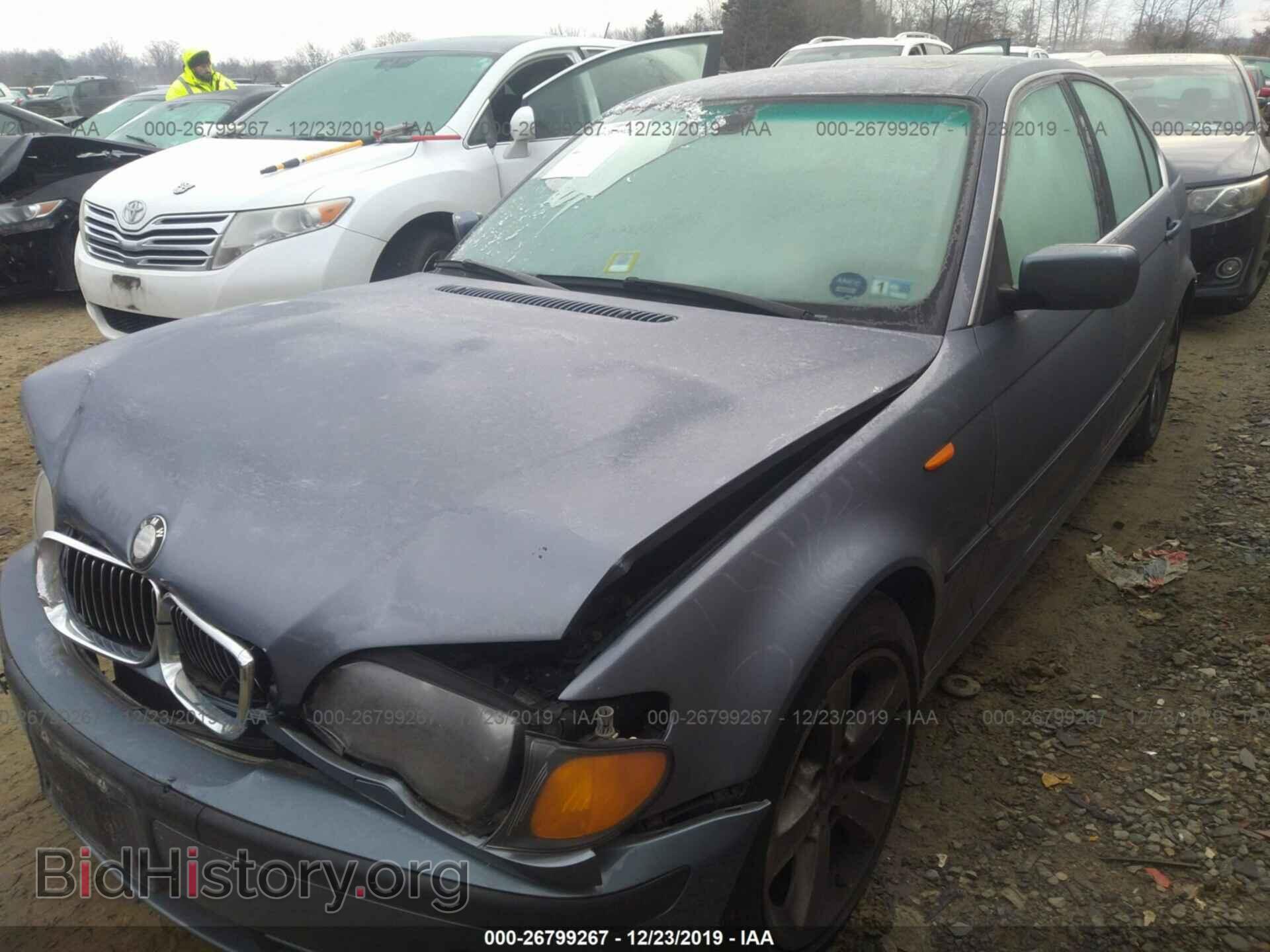 2005 BMW 330 - VIN: WBAEV53465KM39859 - Фото 2