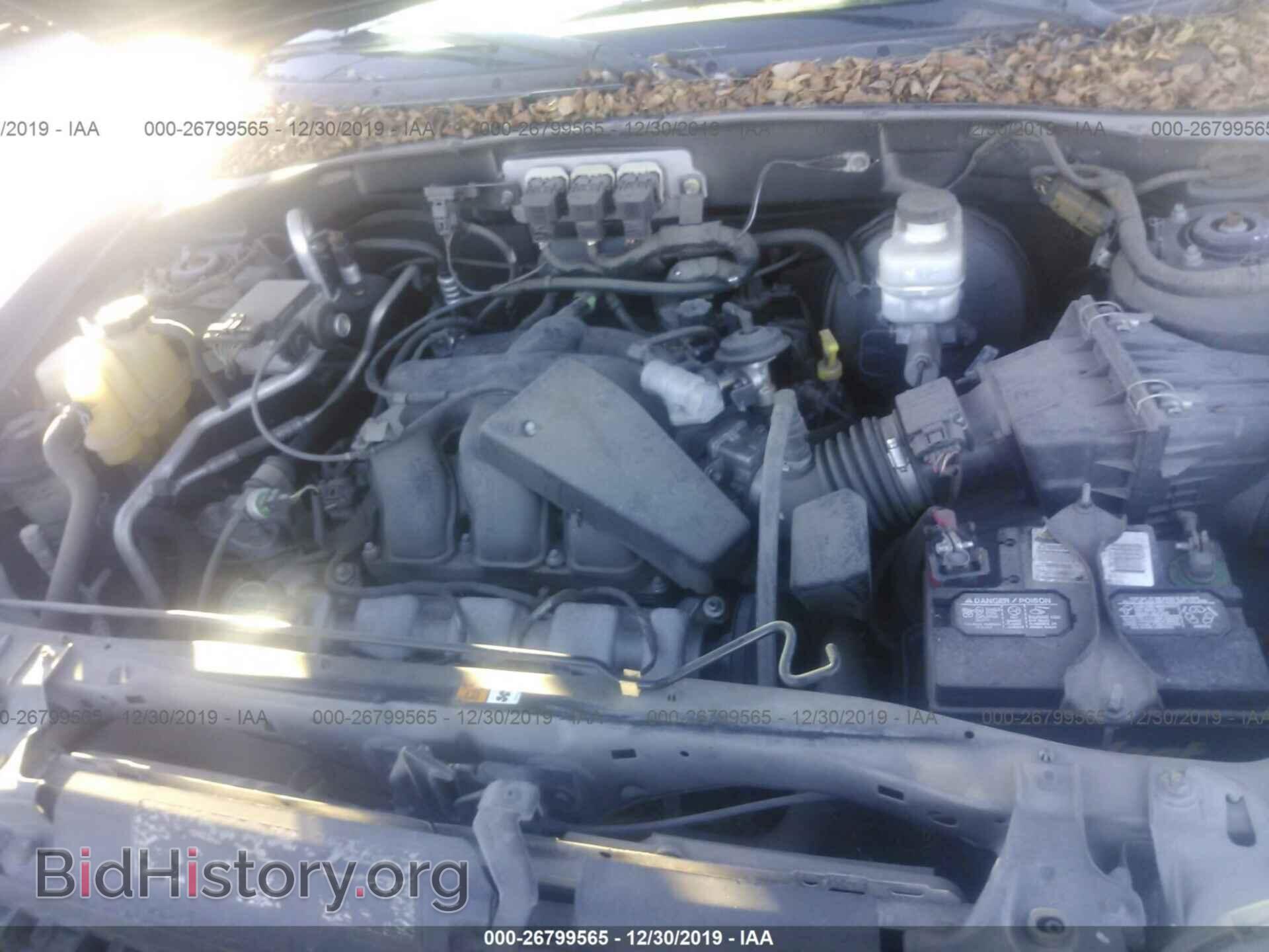 2005 Ford Escape - VIN: 1FMCU04185KD66073 - Фото 10