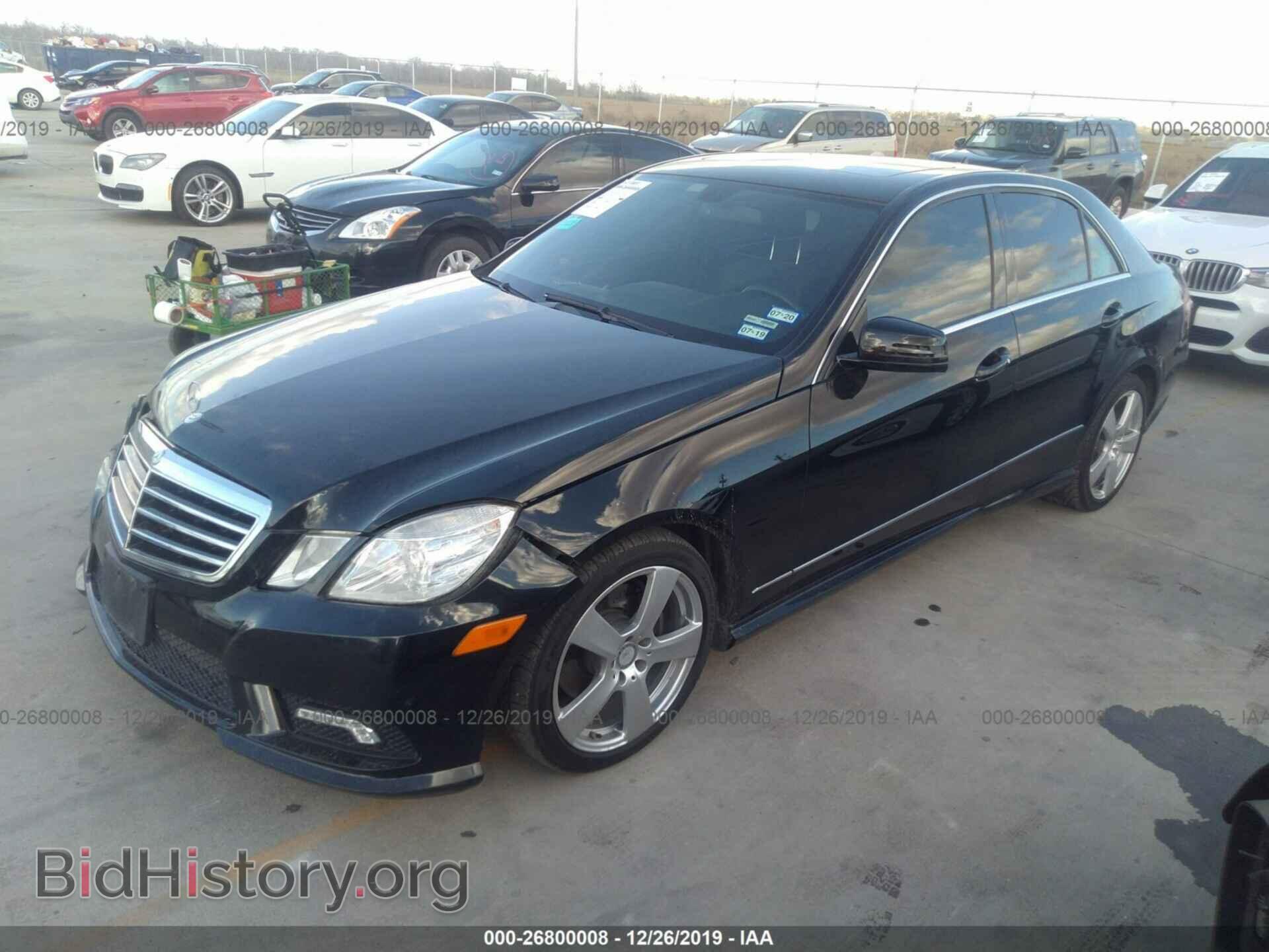 2011 MERCEDES-BENZ E - VIN: WDDHF5GB6BA470929 - Фото 2