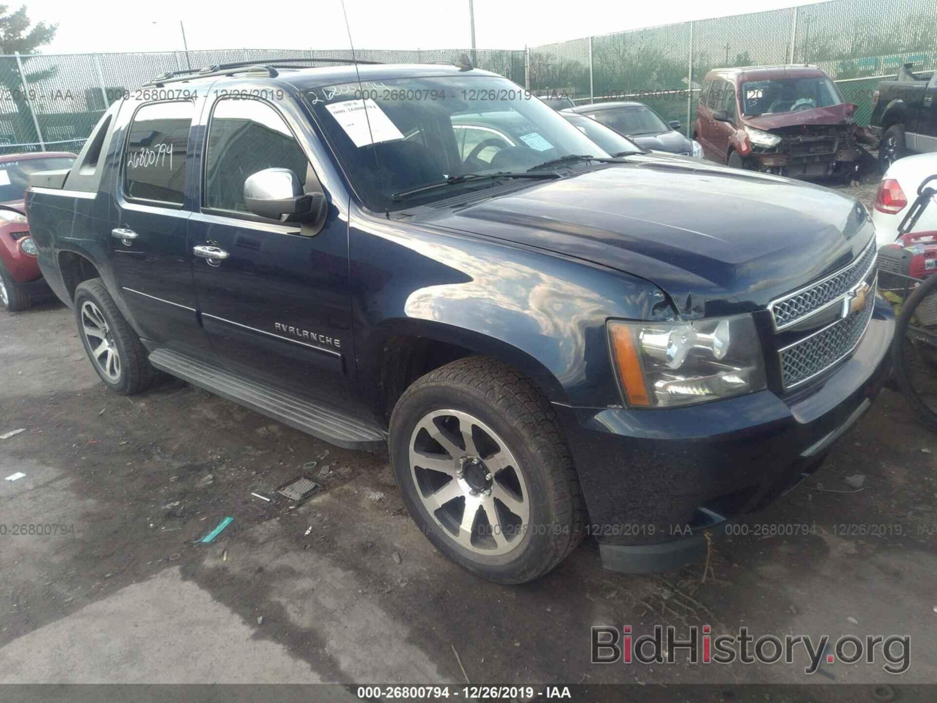 Photo 3GNVKEE01AG264094 - CHEVROLET AVALANCHE 2010