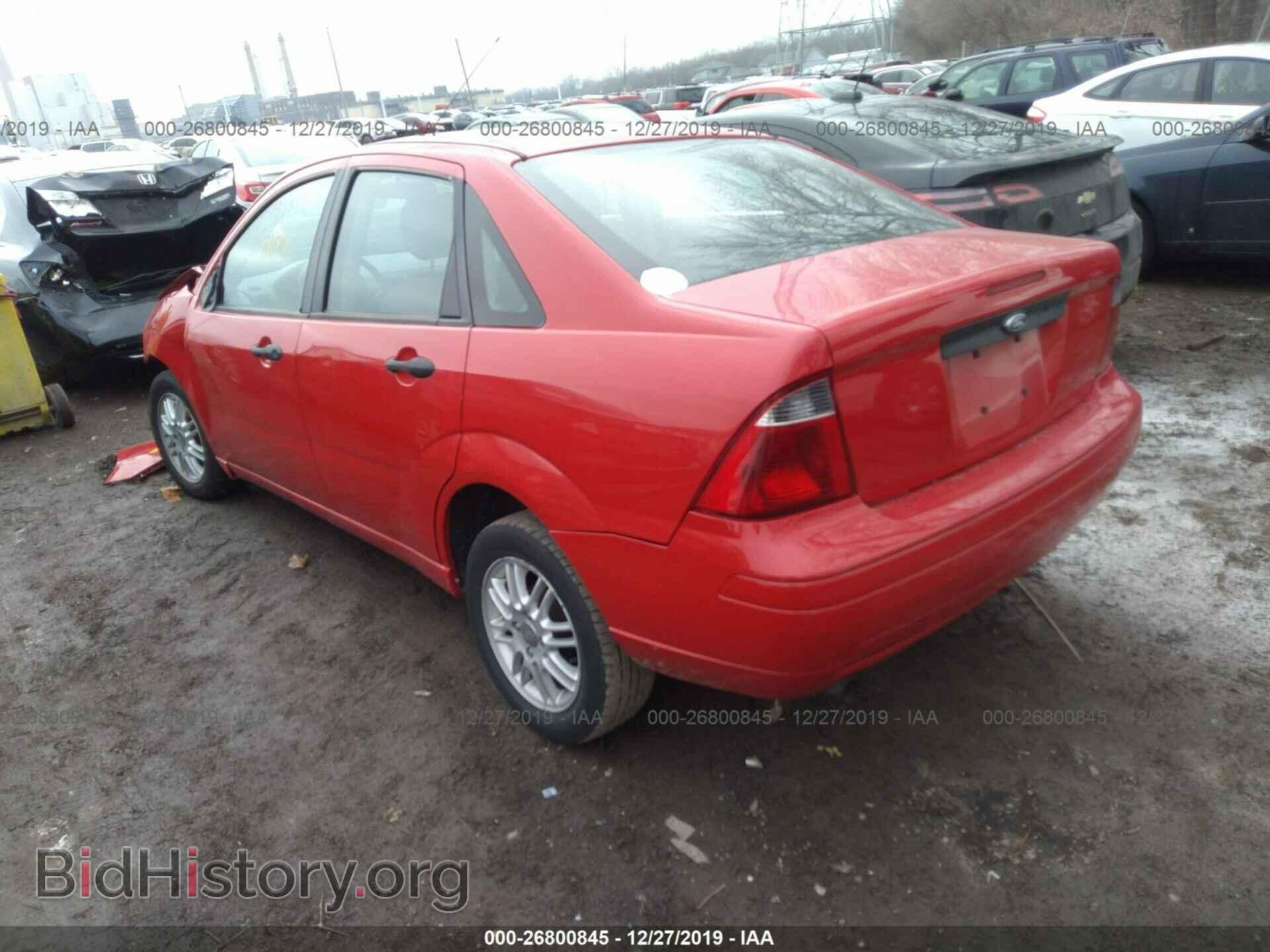 2007 FORD FOCUS - VIN: 1FAHP34N17W271202 - Фото 3