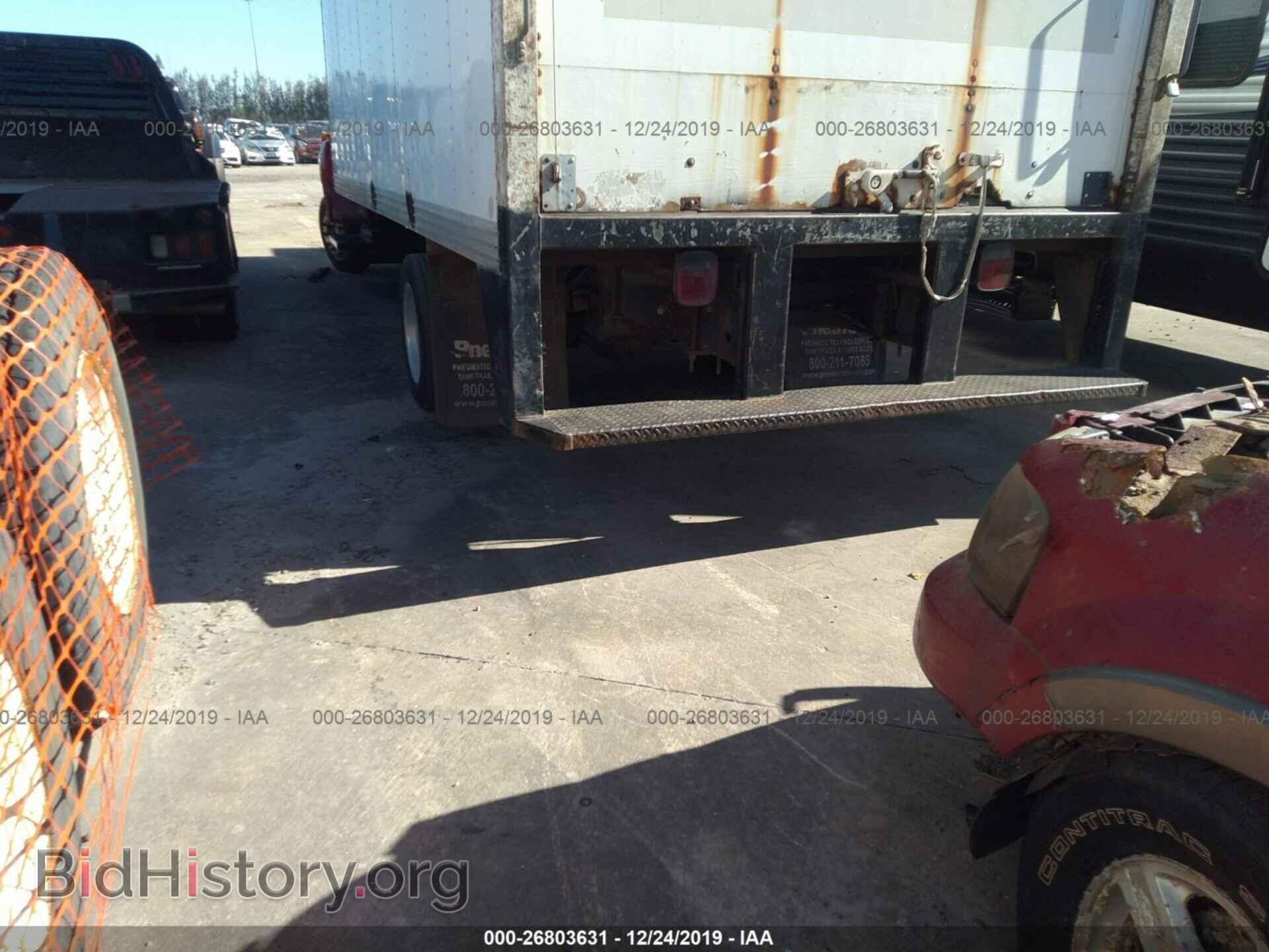 2003 GMC C5500 - VIN: 1GDE5E1143F522204 - Photo 7