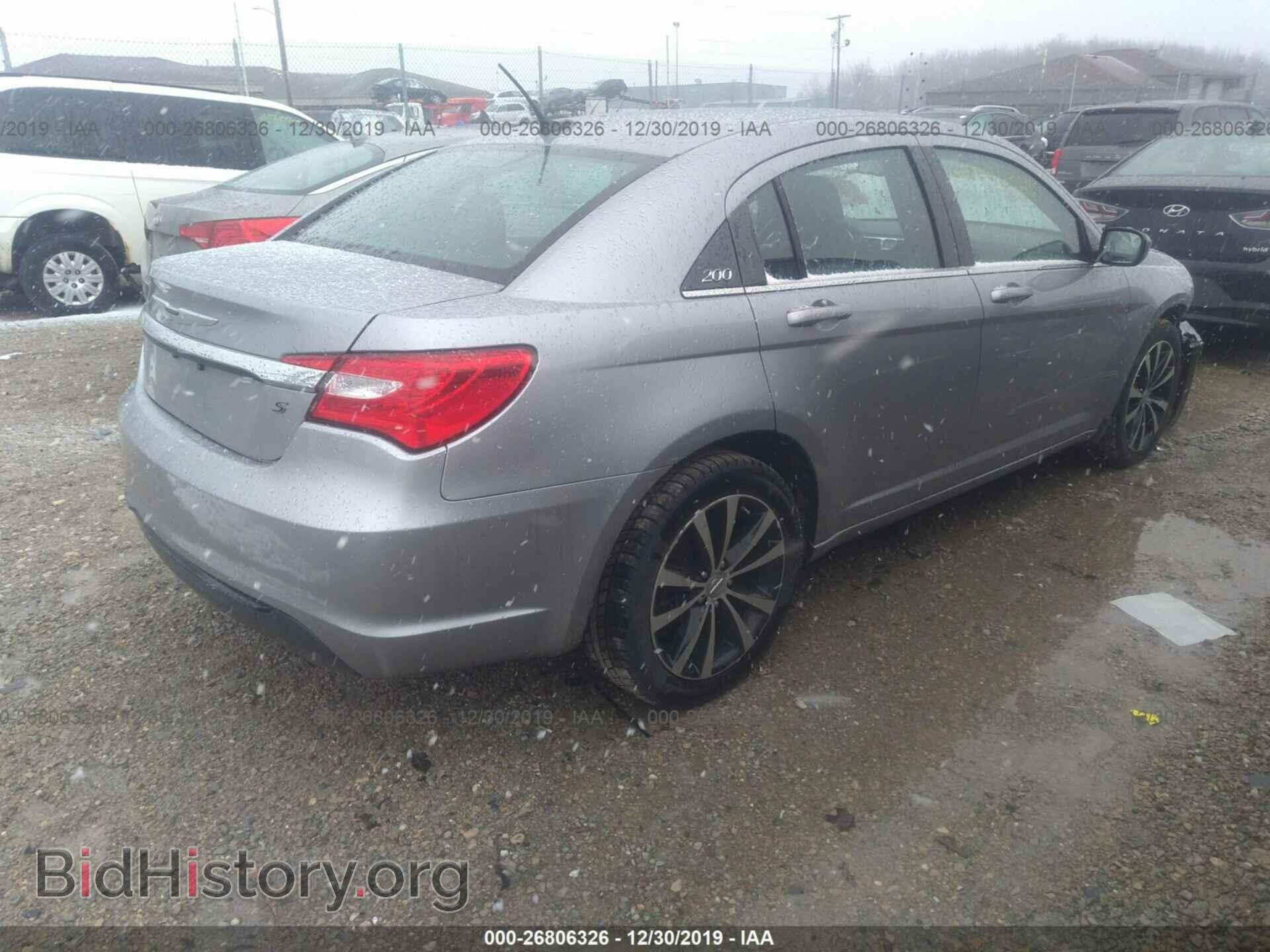 2013 CHRYSLER 200 - VIN: 1C3CCBBB0DN575517 - Фото 4