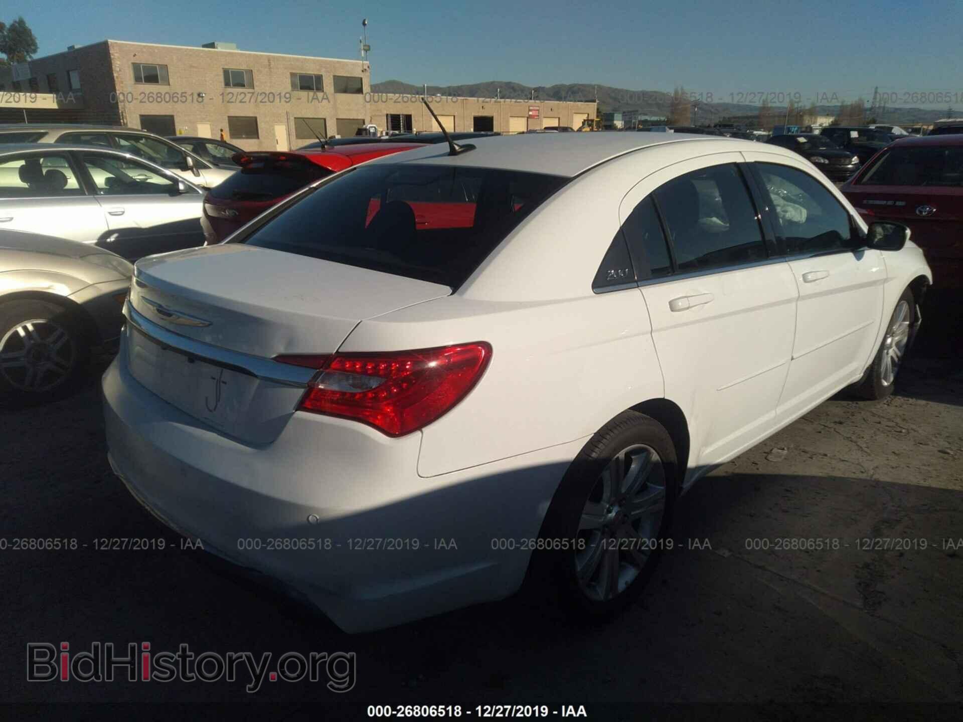 2013 CHRYSLER 200 - VIN: 1C3CCBBB4DN714175 - Photo 4