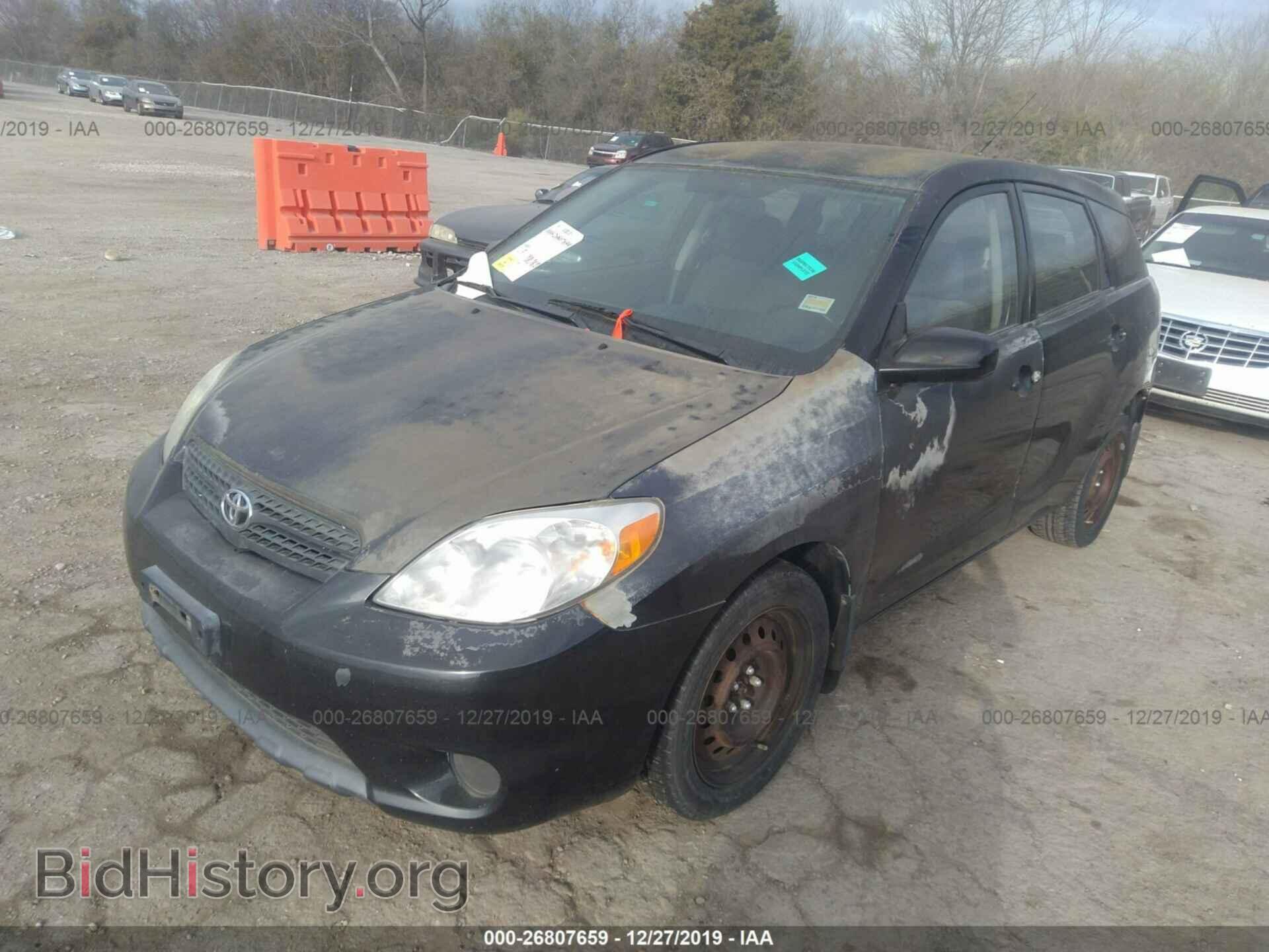 2007 Toyota Corolla Matrix - VIN: 2T1KR32E47C624747 - Фото 2