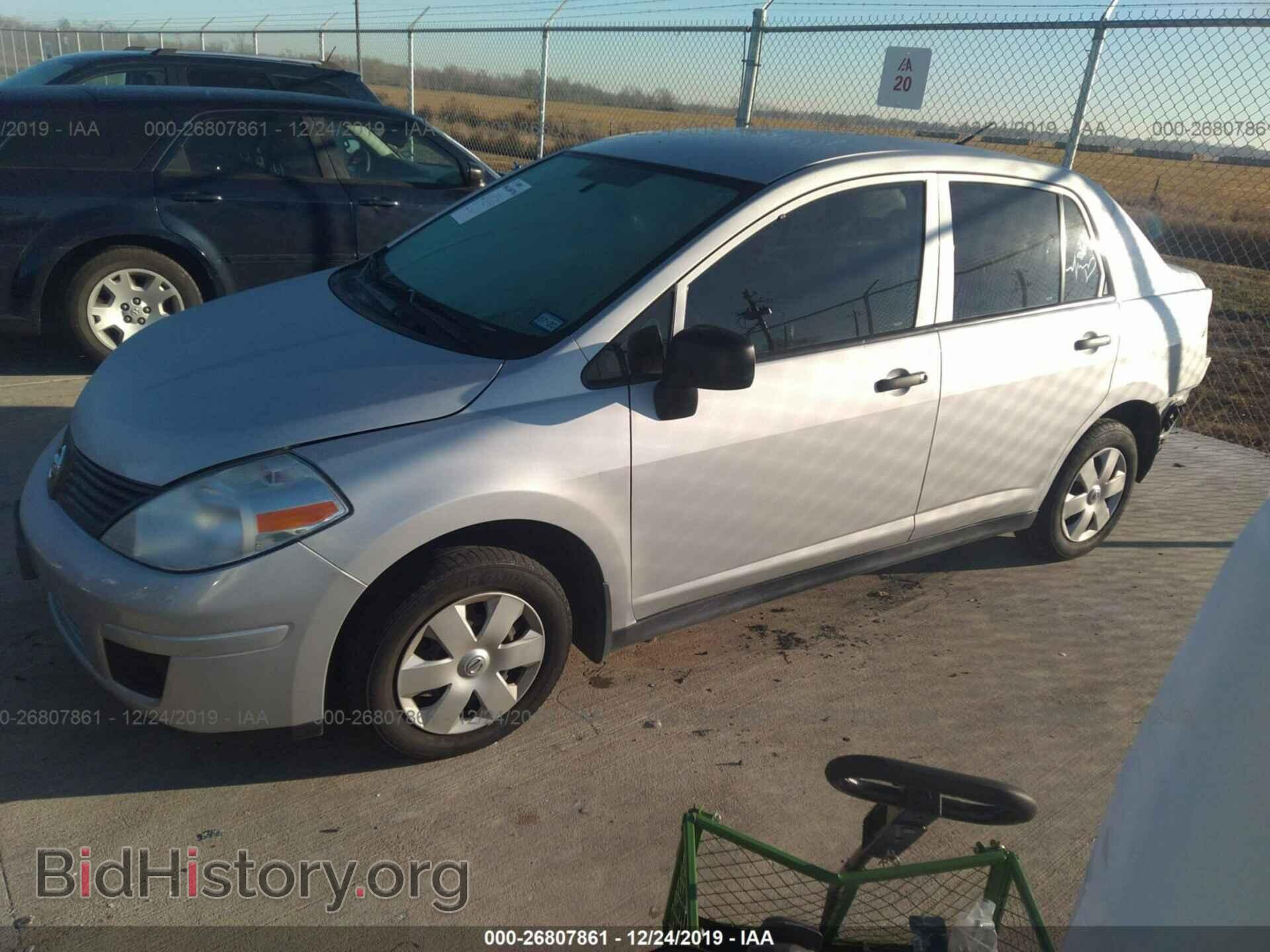 2011 NISSAN VERSA - VIN: 3N1CC1AP1BL479561 - Фото 2