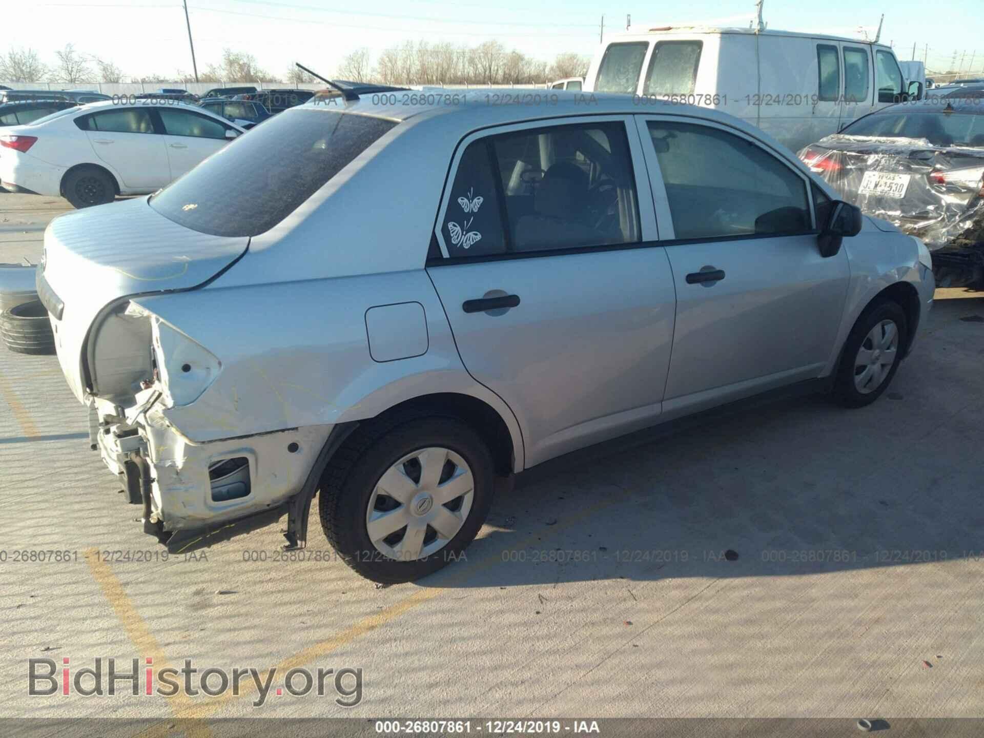 2011 NISSAN VERSA - VIN: 3N1CC1AP1BL479561 - Фото 4
