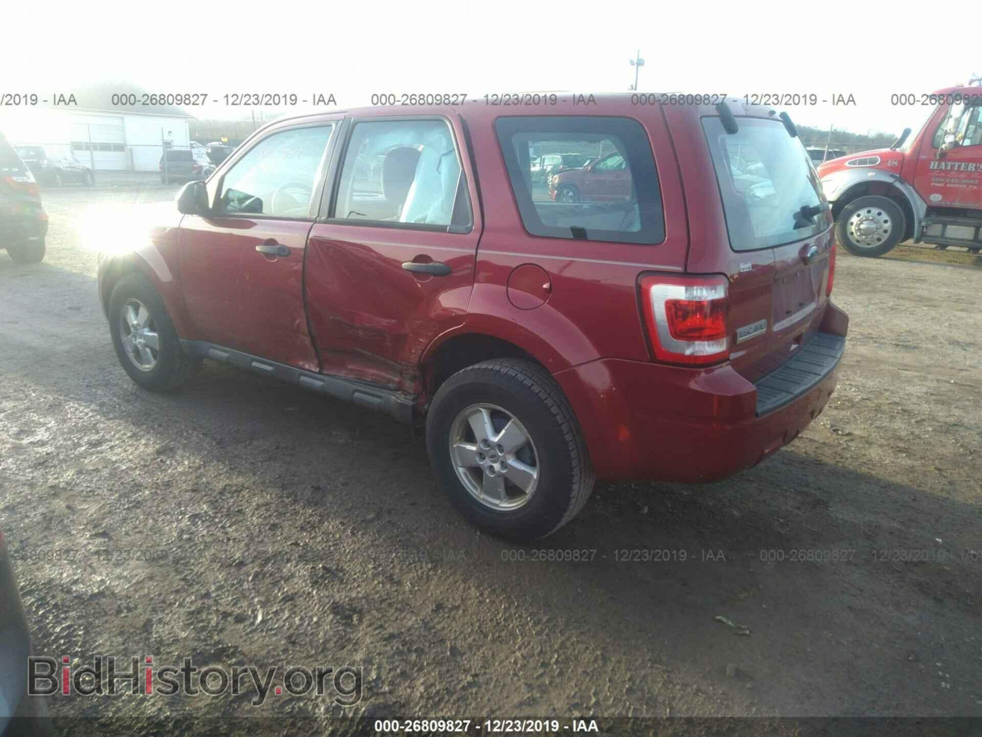 2011 FORD ESCAPE - VIN: 1FMCU0C74BKA12763 - Photo 3
