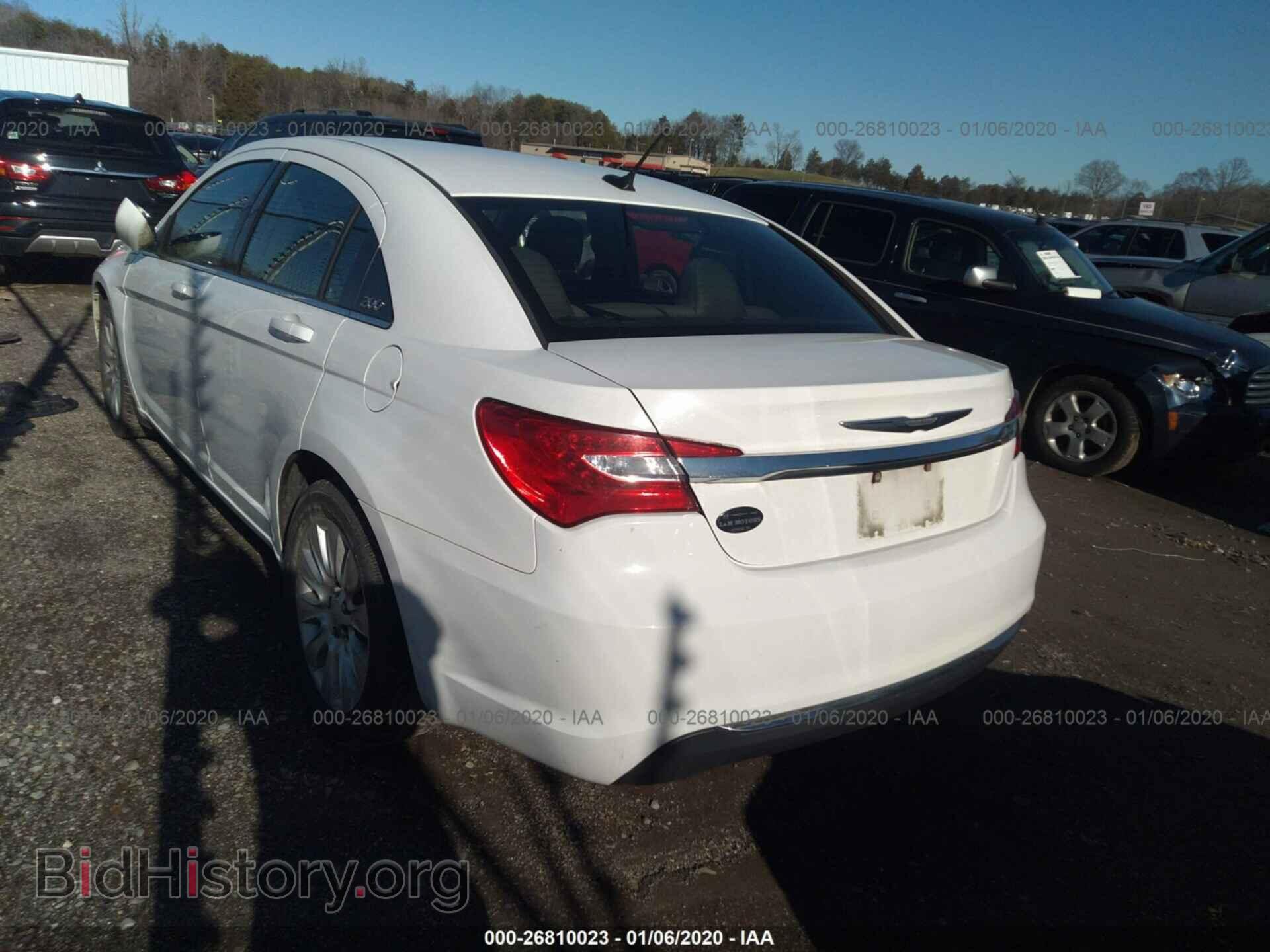 2012 CHRYSLER 200 - VIN: 1C3CCBAB9CN117443 - Фото 3