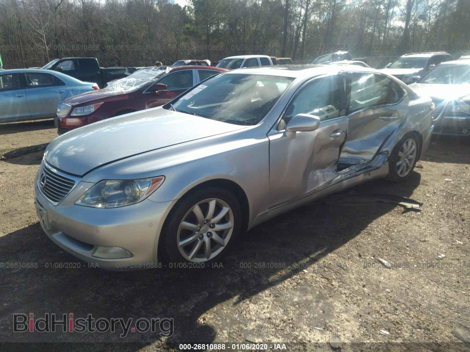 2007 LEXUS LS - VIN: JTHGL46F375017220 - Photo 2