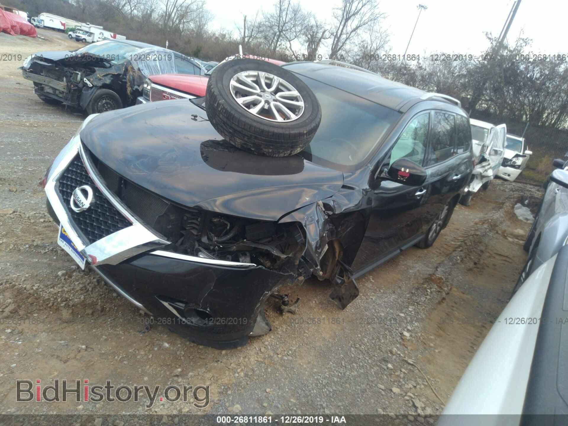 2016 Nissan Pathfinder - VIN: 5N1AR2MM7GC646367 - Фото 2