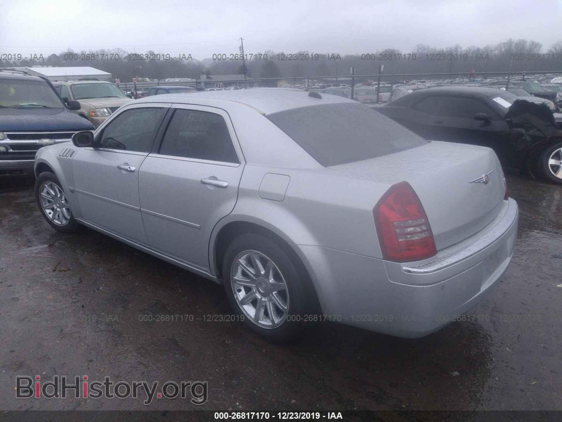 2005 CHRYSLER 300C - VIN: 2C3AA63H75H675115 - Фото 3