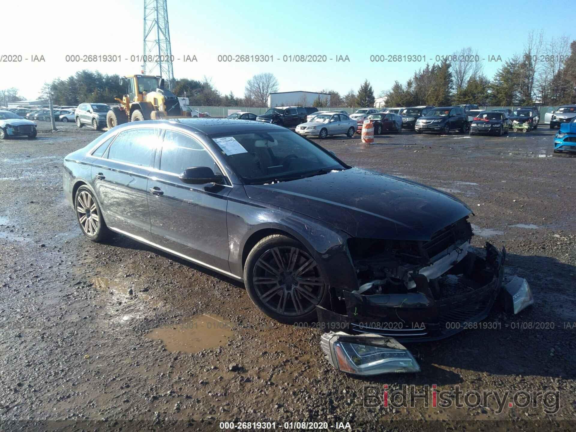 Photo WAURVAFD6CN005166 - AUDI A8 2012