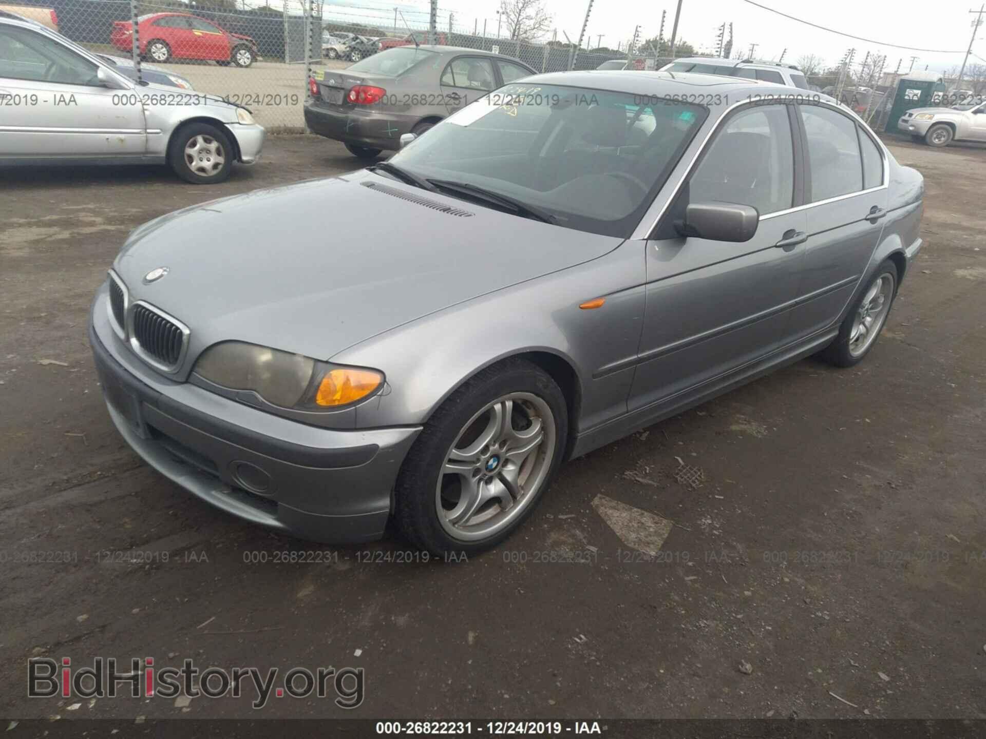 2005 BMW 330 - VIN: WBAEV53485KM41998 - Photo 2
