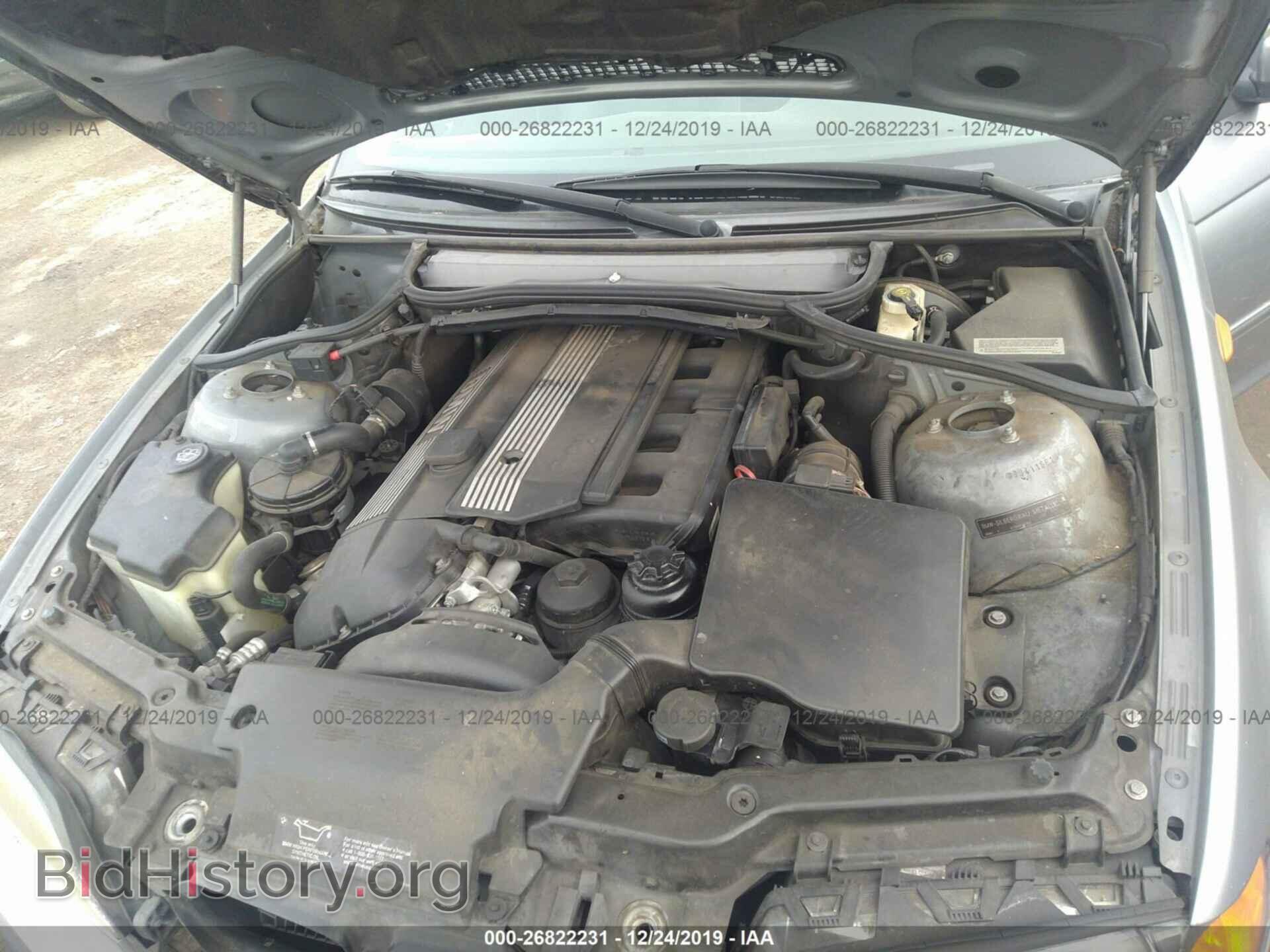 2005 BMW 330 - VIN: WBAEV53485KM41998 - Photo 10