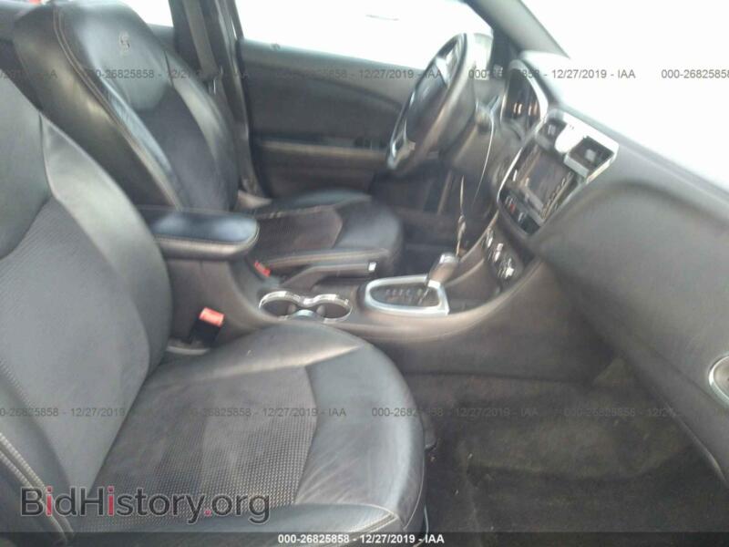 2011 Chrysler 200 (VIN 1C3BC8FG6BN613124) — photo 5 of 11
