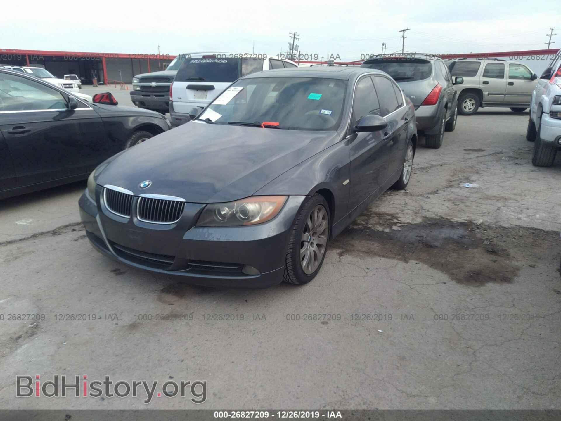 2006 BMW 330 - VIN: WBAVB33596PS10229 - Photo 2