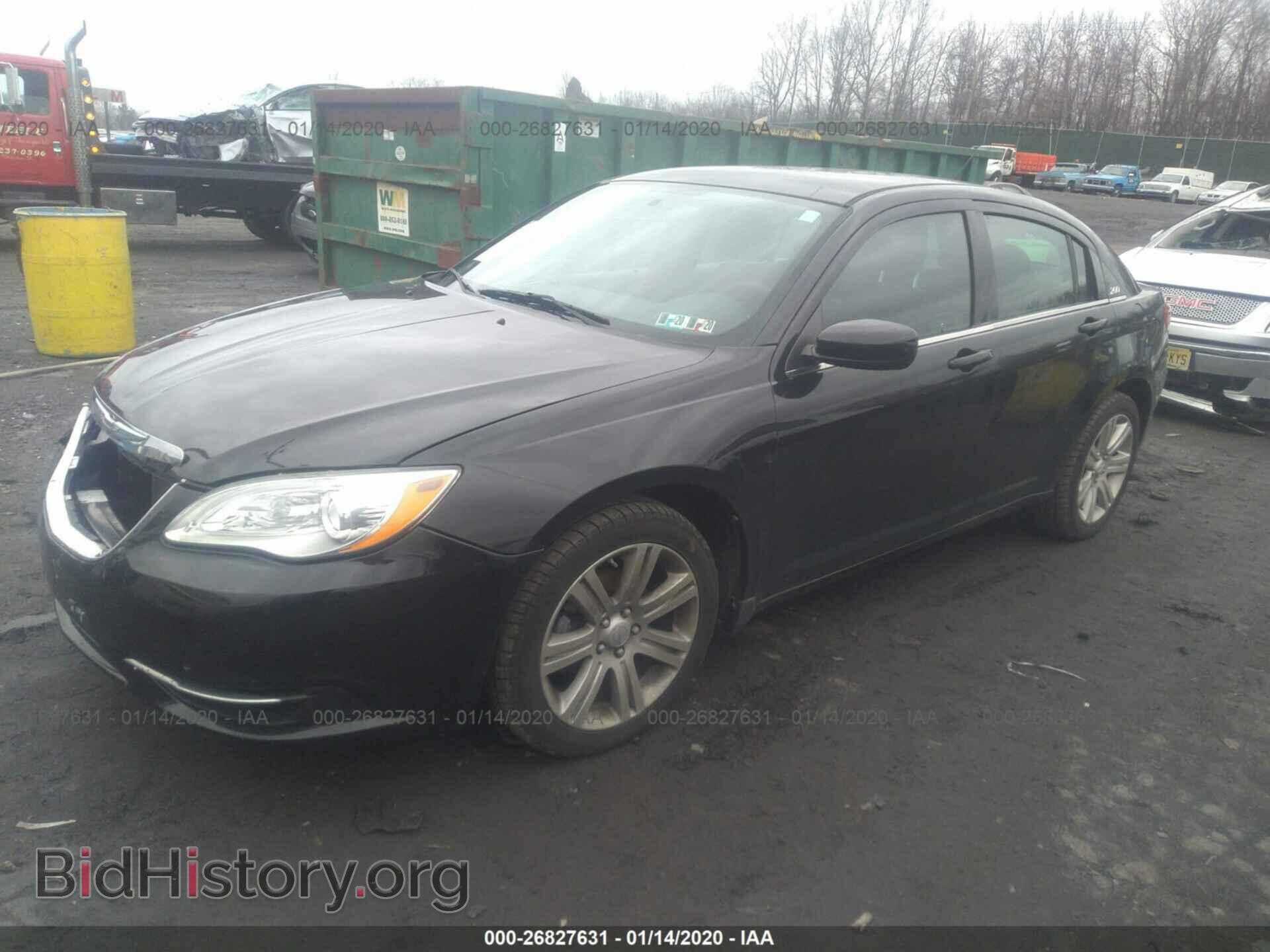 2013 CHRYSLER 200 - VIN: 1C3CCBBB1DN764211 - Photo 2