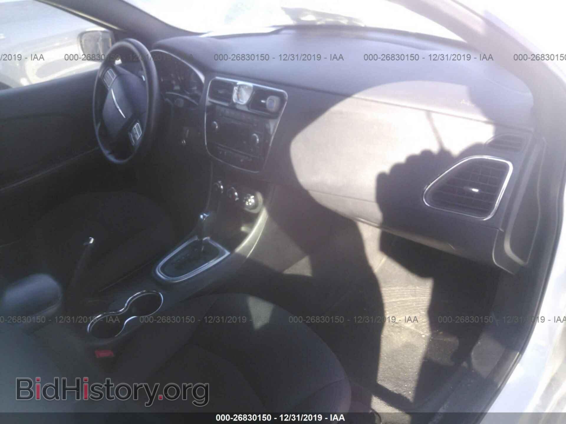 2012 CHRYSLER 200 - VIN: 1C3CCBAG4CN246265 - Фото 5