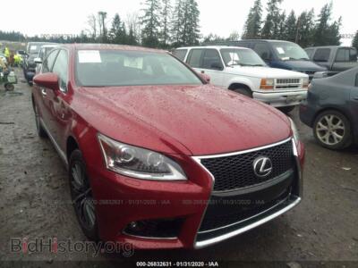 2013 Lexus LS 460, red — VIN JTHCL5EF8D5017635, IAAI