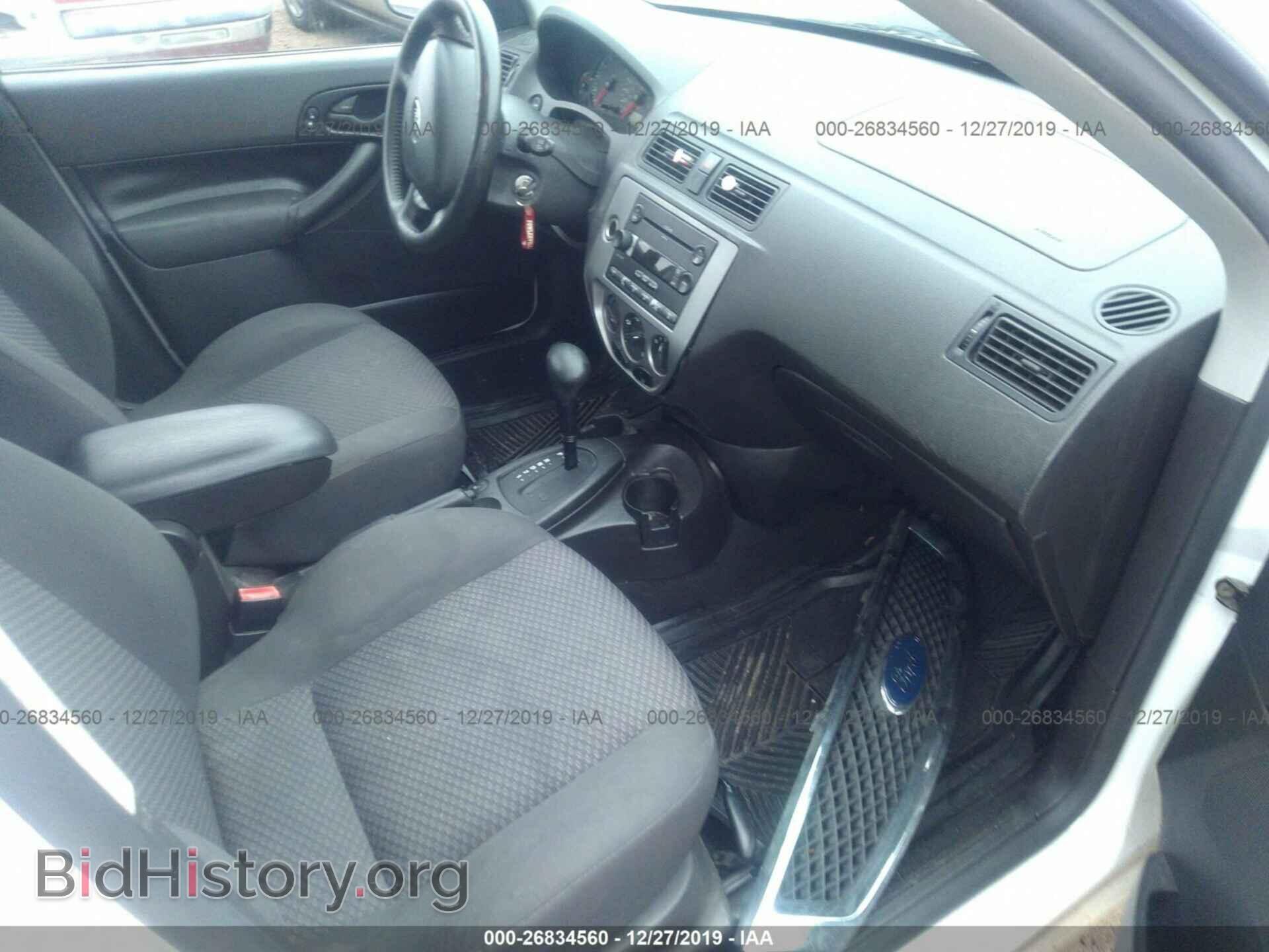 2005 FORD FOCUS - VIN: 3FAFP37NX5R125478 - Фото 5
