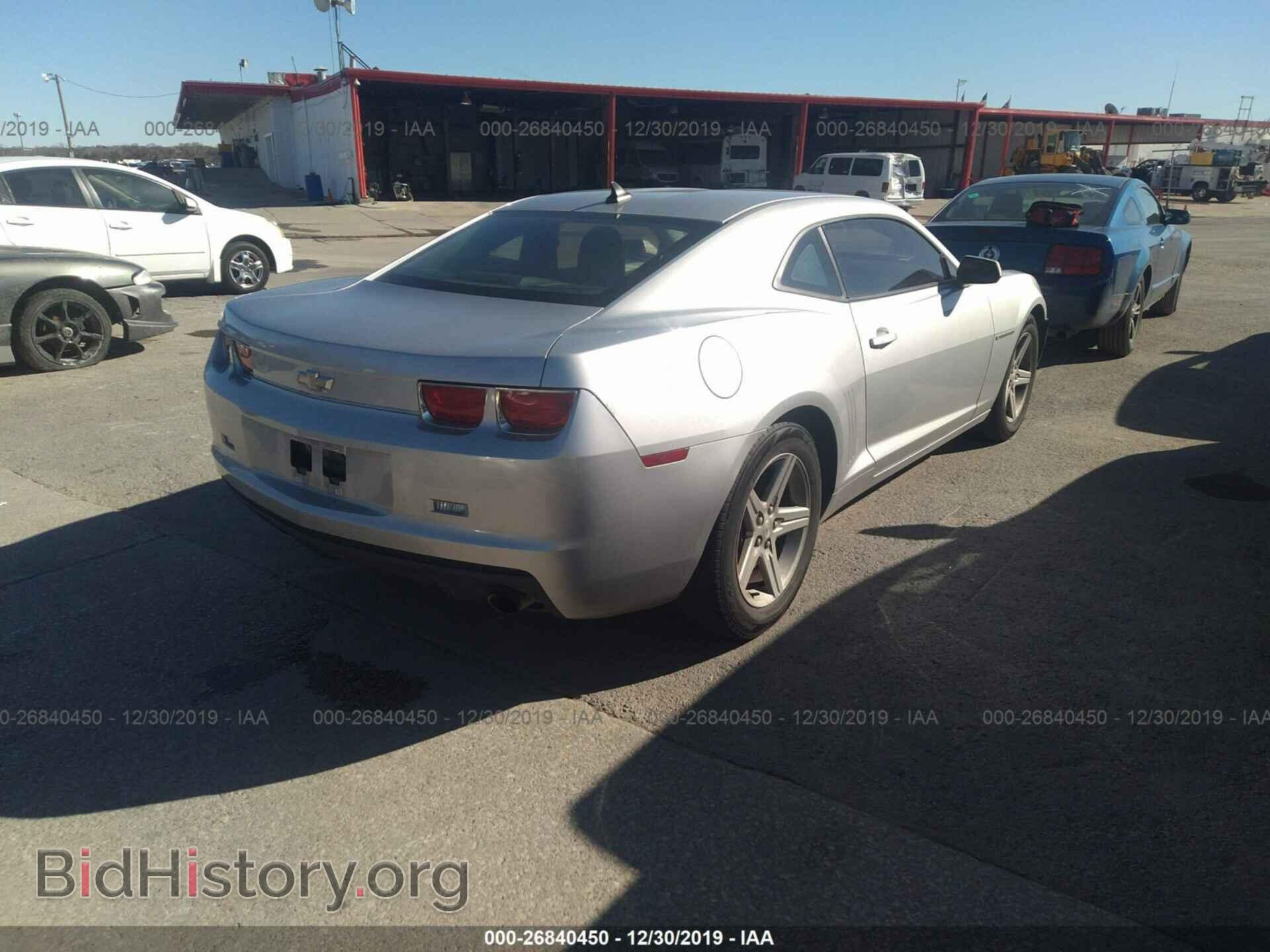 2011 Chevrolet Camaro - VIN: 2G1FB1ED8B9170887 - Фото 4