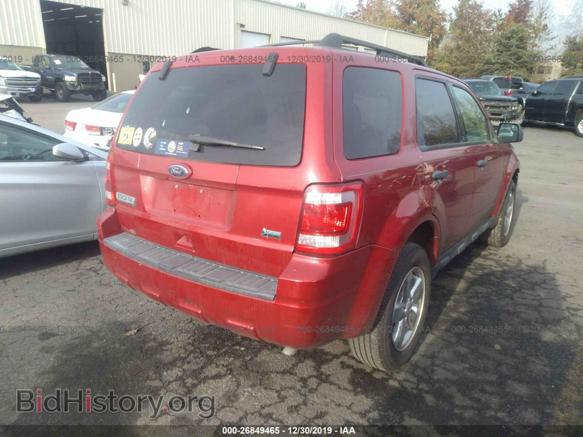2011 FORD ESCAPE - VIN: 1FMCU0DG1BKA68092 - Фото 4
