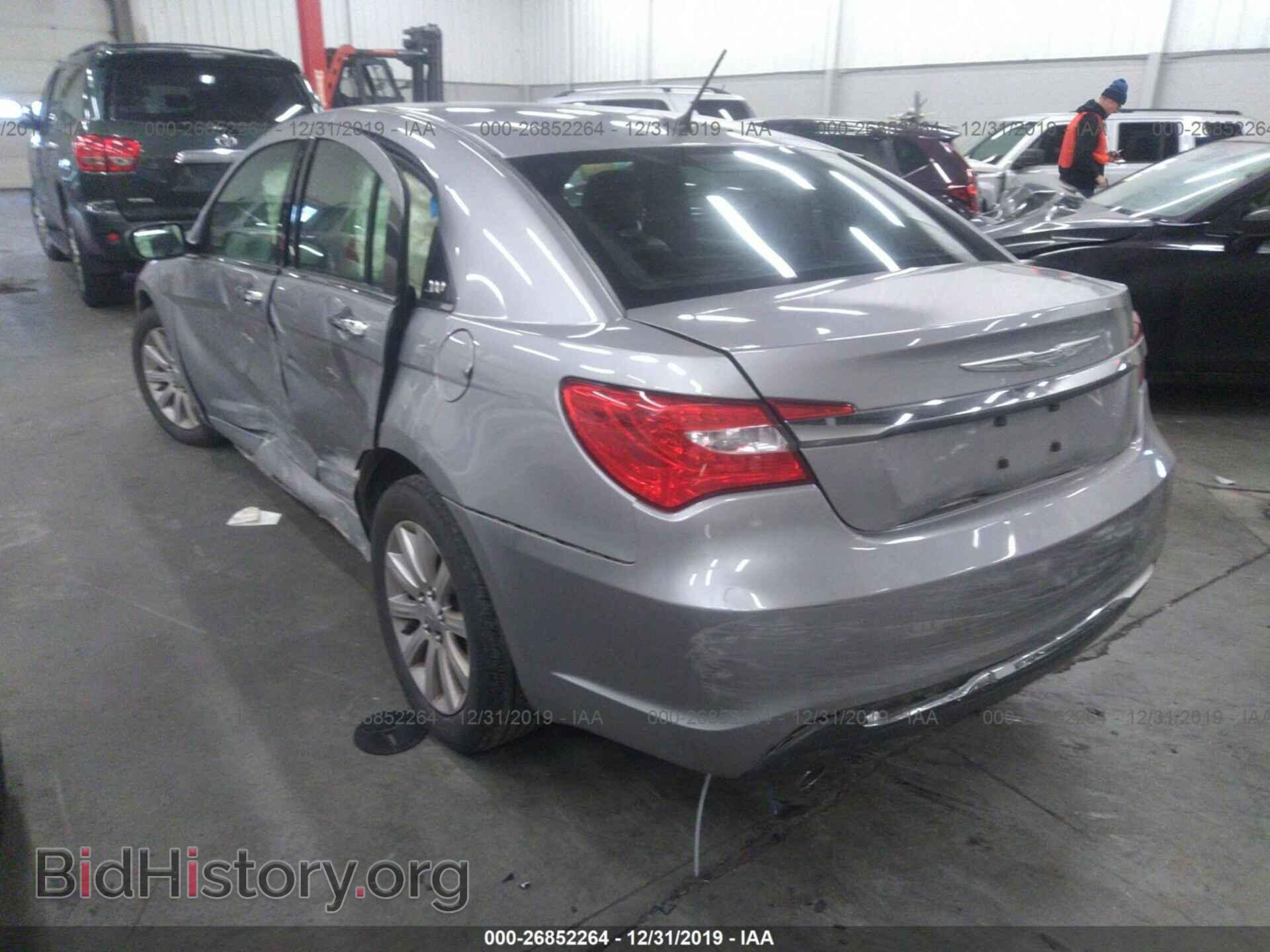 2013 CHRYSLER 200 - VIN: 1C3CCBCG4DN718155 - Photo 3