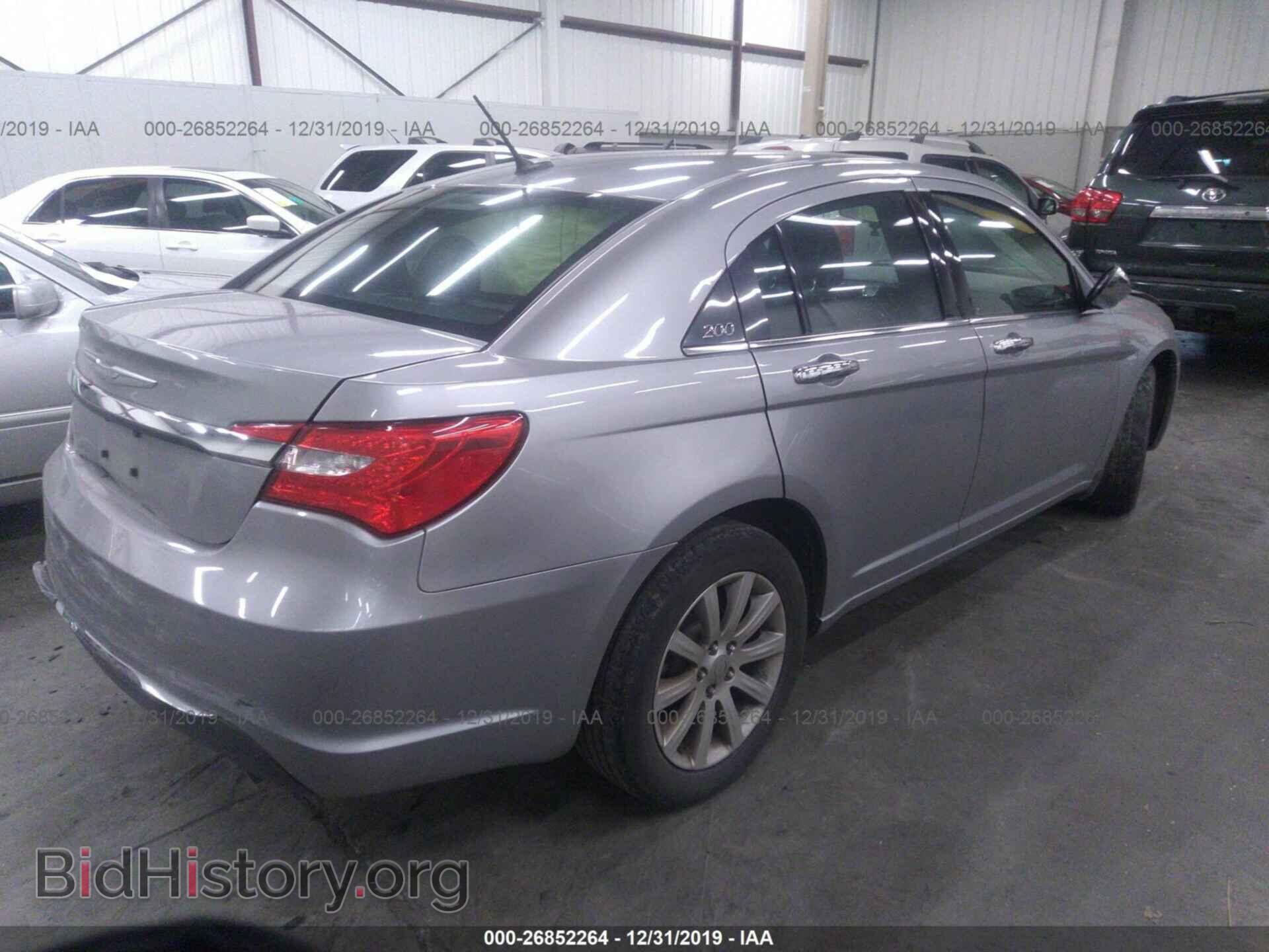 2013 CHRYSLER 200 - VIN: 1C3CCBCG4DN718155 - Photo 4