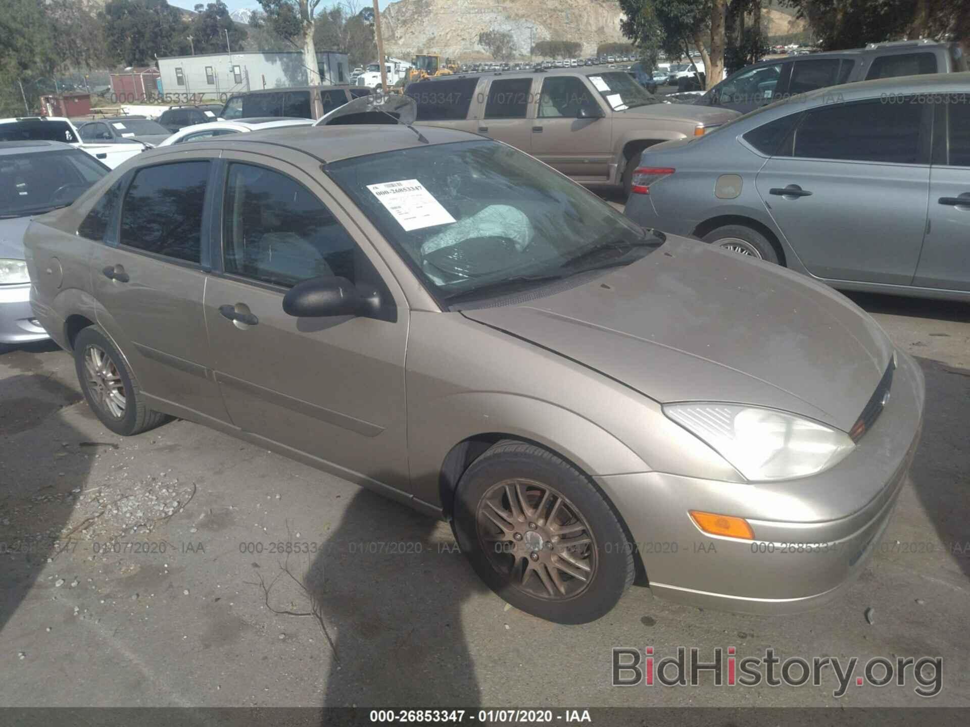 Photo 1FAFP383XYW406033 - Ford Focus 2000