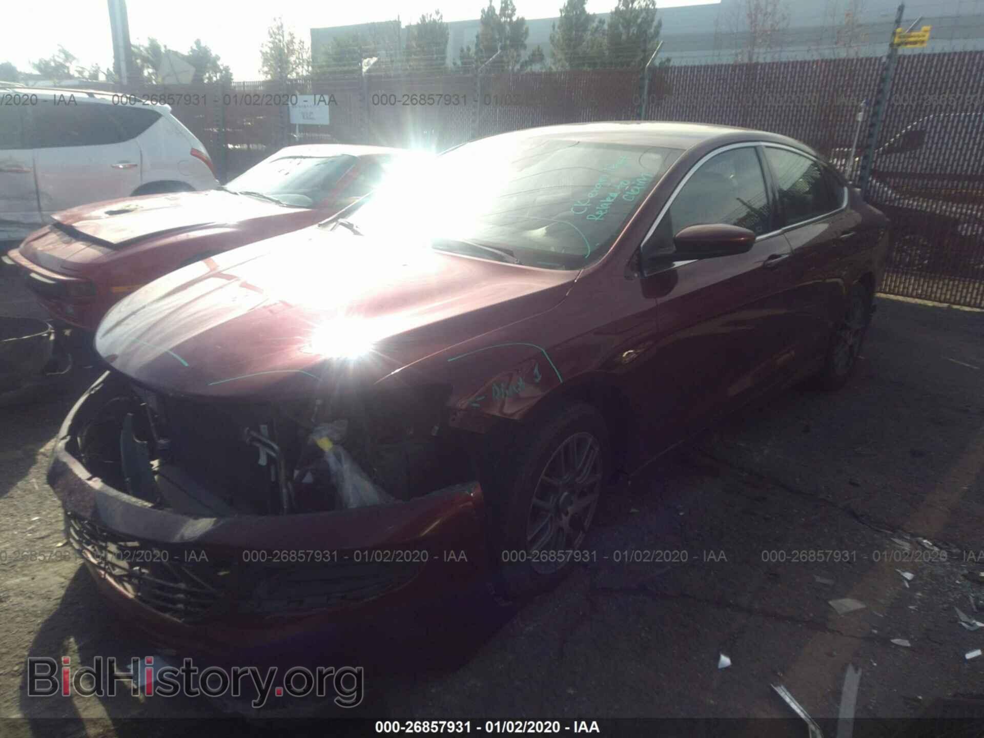 2015 CHRYSLER 200 - VIN: 1C3CCCFB3FN654005 - Фото 2