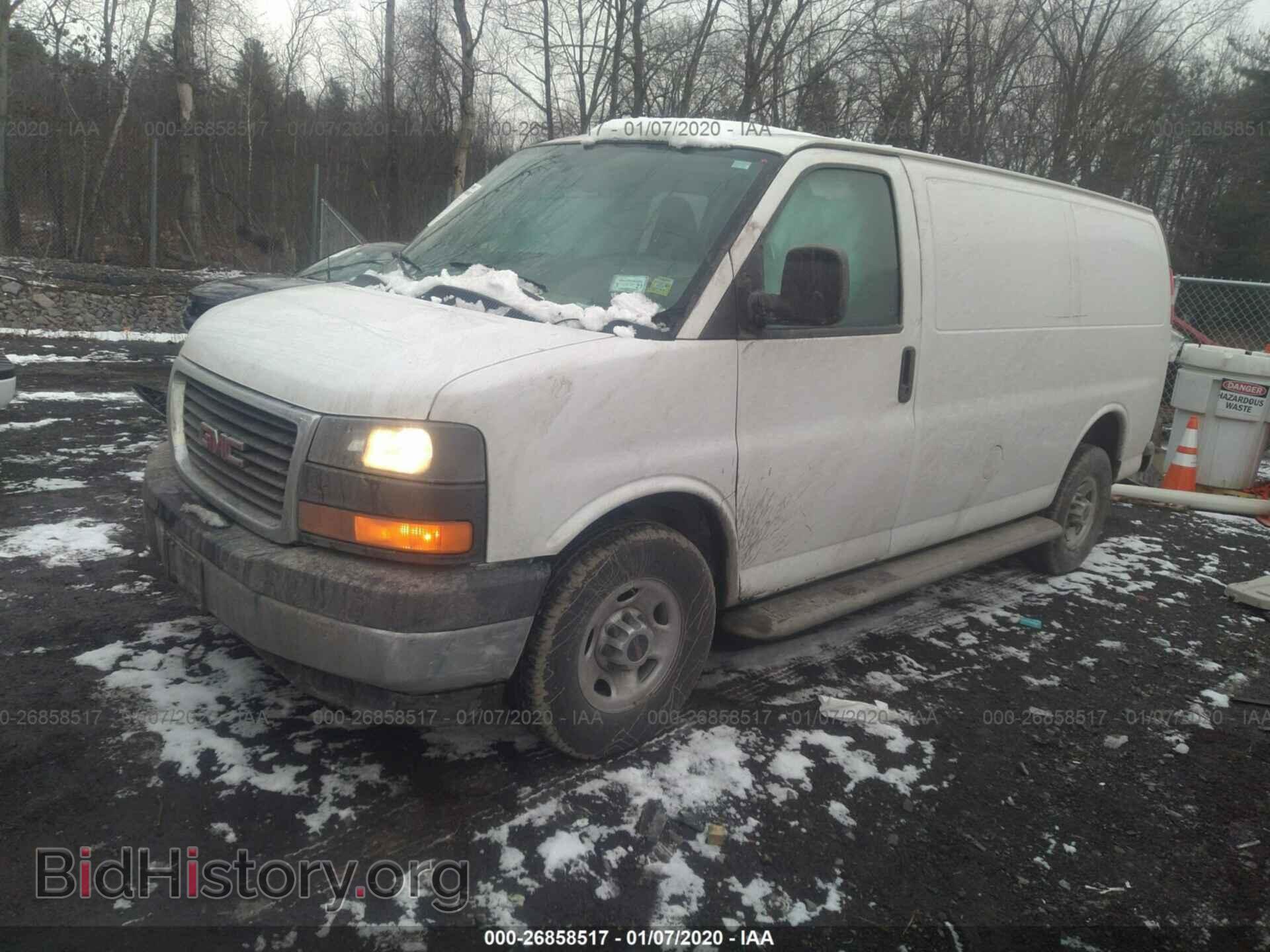 2017 GMC SAVANA - VIN: 1GTW7AFF1H1908678 - Фото 2