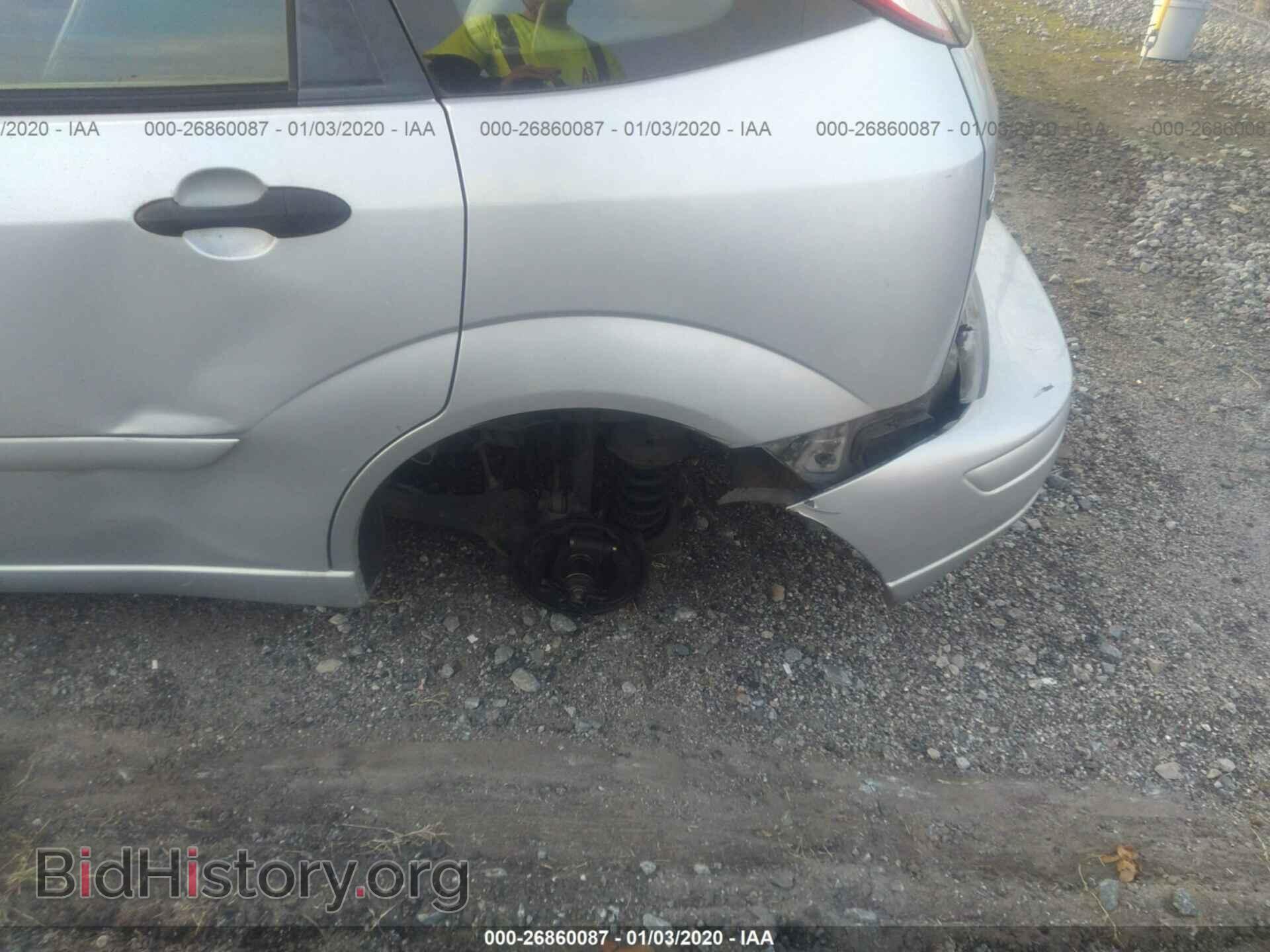 2005 FORD FOCUS - VIN: 3FAFP37N05R138885 - Фото 6