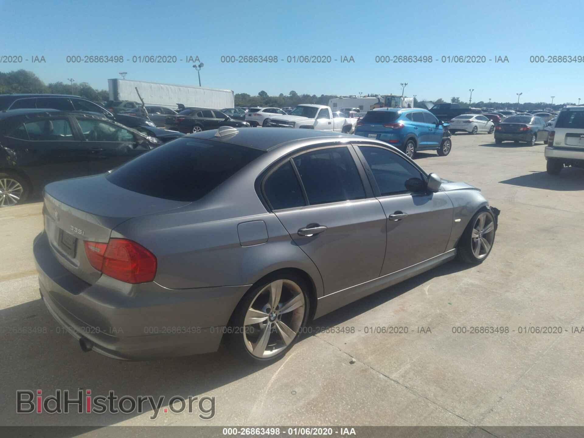 2009 BMW 335 - VIN: WBAPM73579A366285 - Фото 4