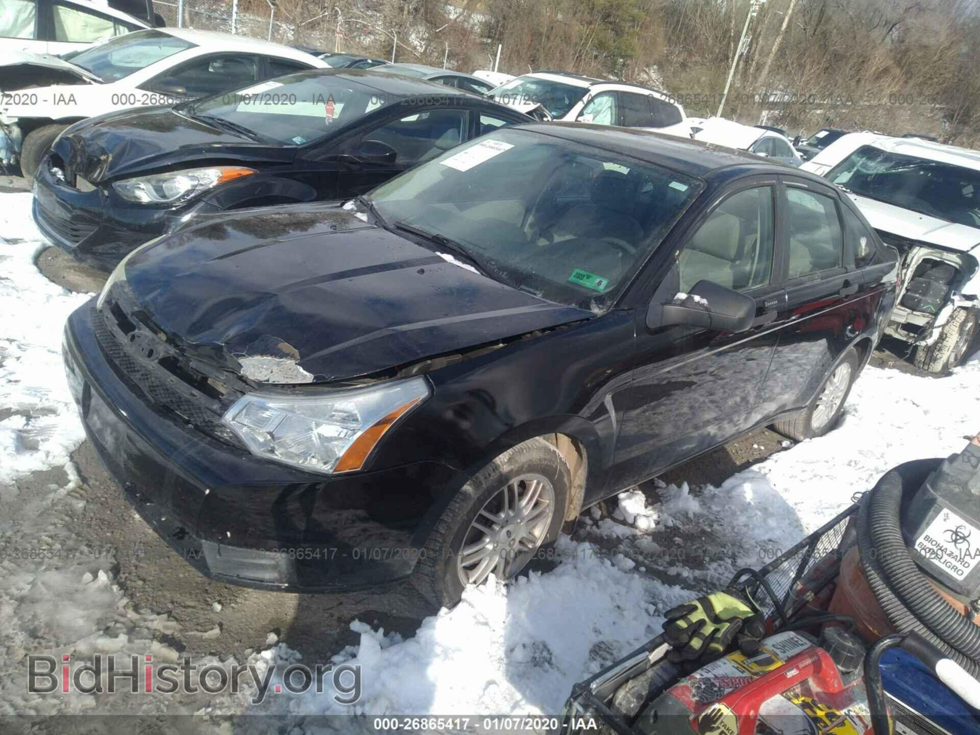 2009 FORD FOCUS - VIN: 1FAHP35N49W209617 - Photo 2