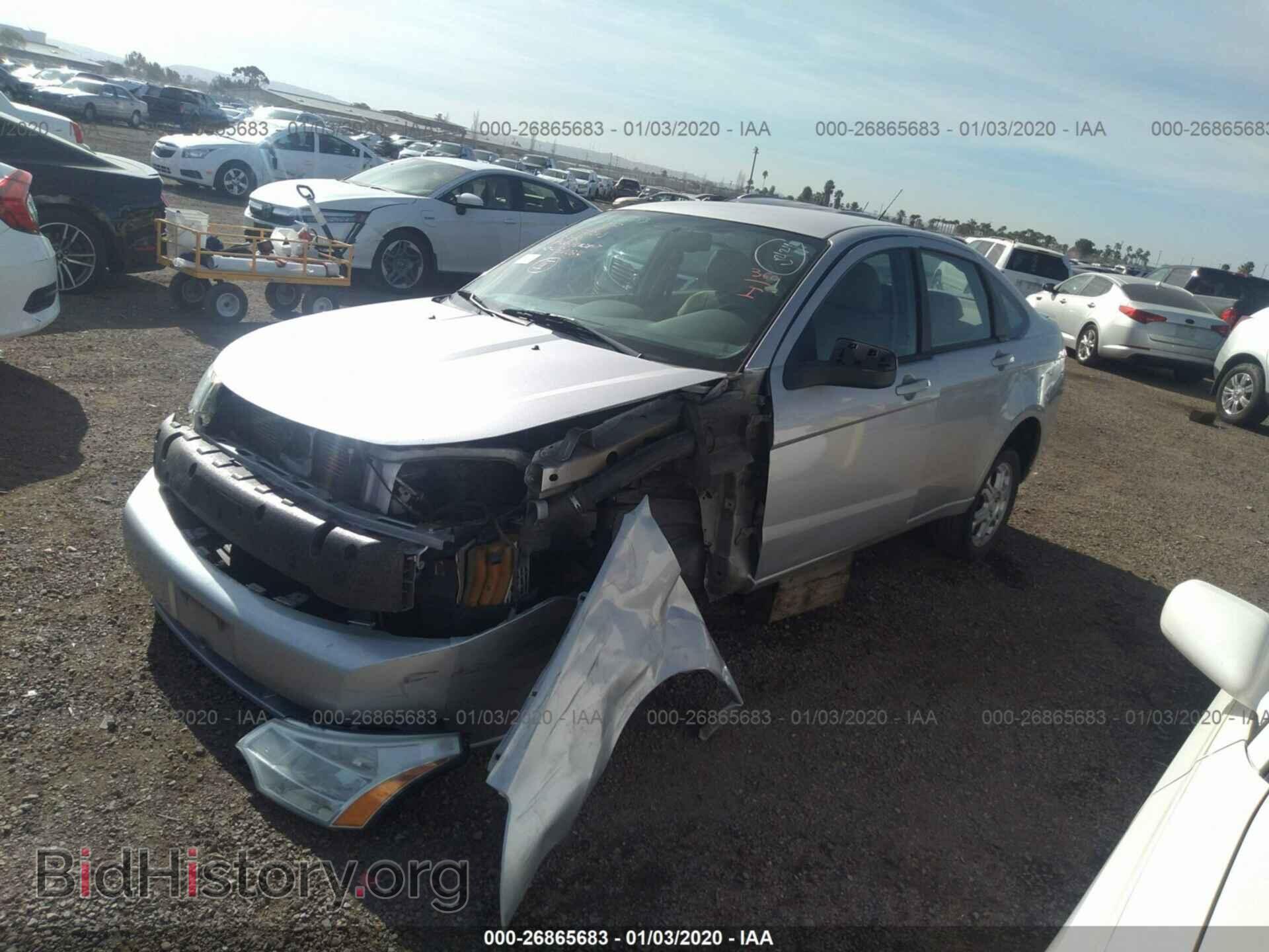 2009 FORD FOCUS - VIN: 1FAHP36N79W204796 - Фото 2