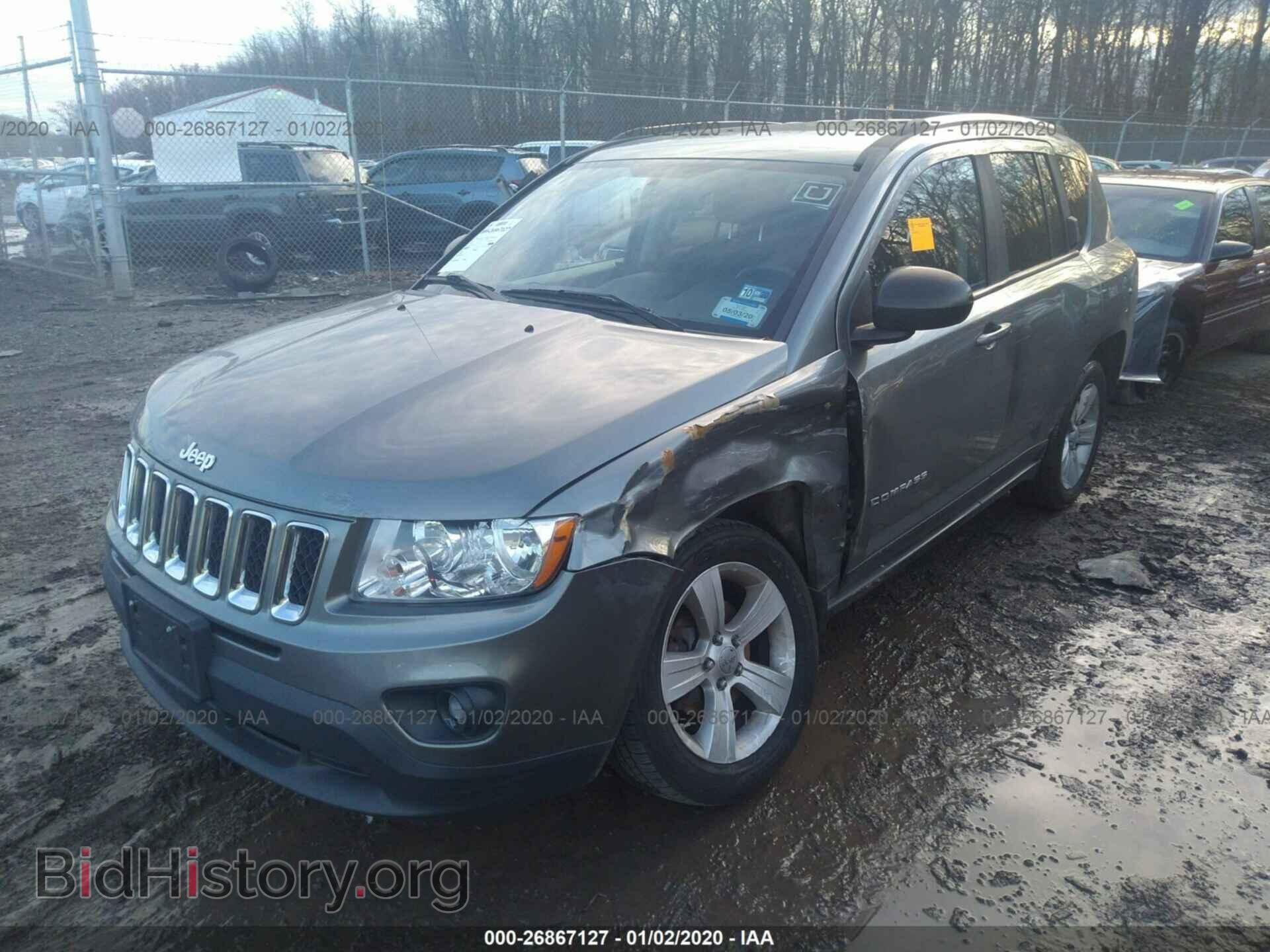 2012 Jeep Compass - VIN: 1C4NJDEB5CD723070 - Photo 2